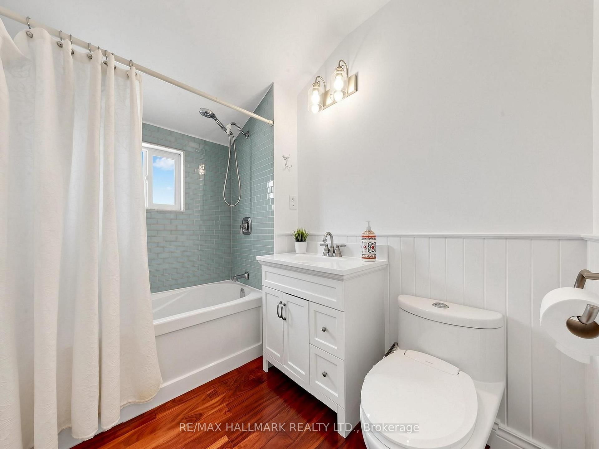 Photo 12 of 182 Holborne Avenue, Toronto, Woodbine-Lumsden — HOMEH