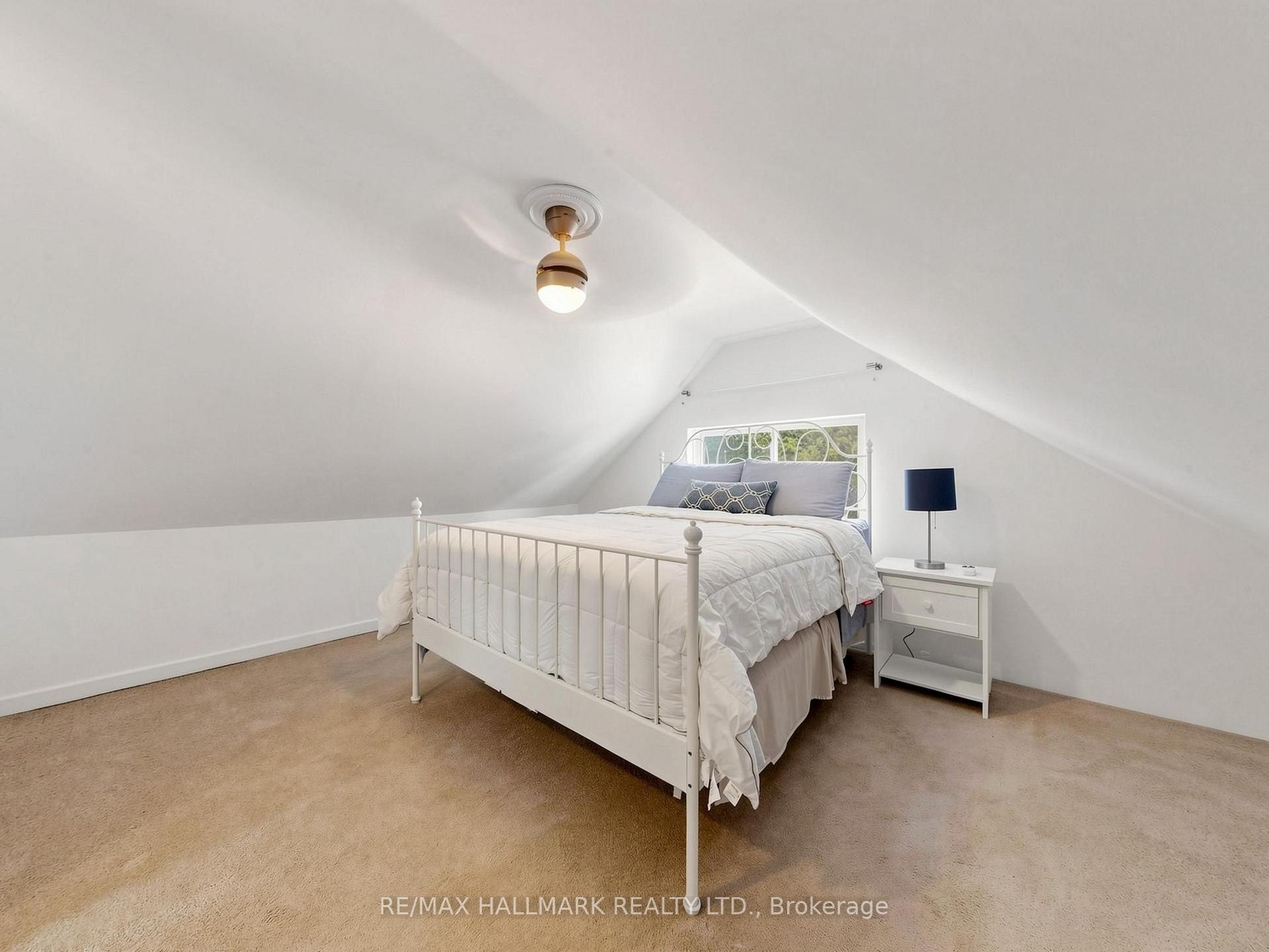 Photo 16 of 182 Holborne Avenue, Toronto, Woodbine-Lumsden — HOMEH