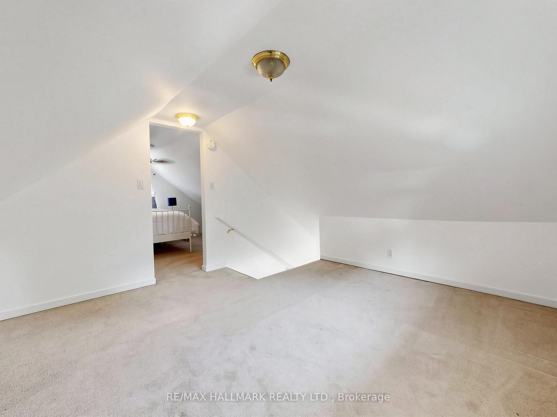 Photo 19 of 182 Holborne Avenue, Toronto, Woodbine-Lumsden — HOMEH