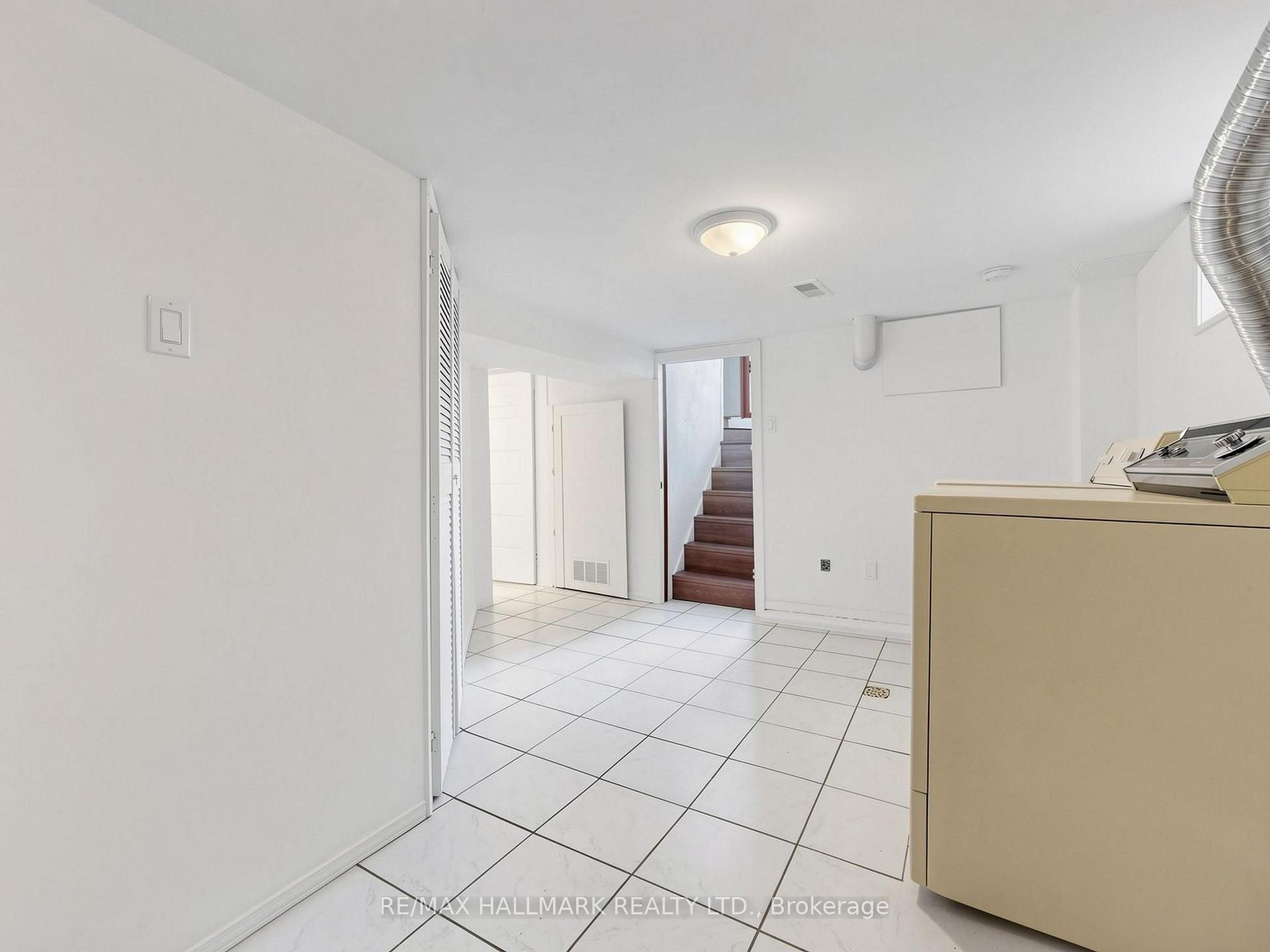 Photo 21 of 182 Holborne Avenue, Toronto, Woodbine-Lumsden — HOMEH