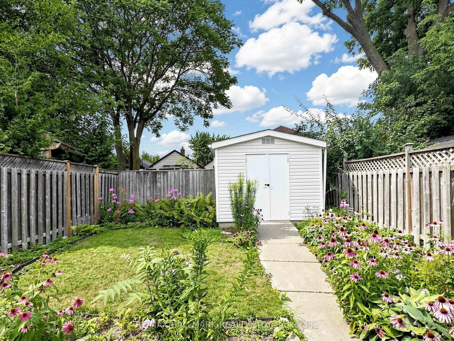 Photo 34 of 182 Holborne Avenue, Toronto, Woodbine-Lumsden — HOMEH