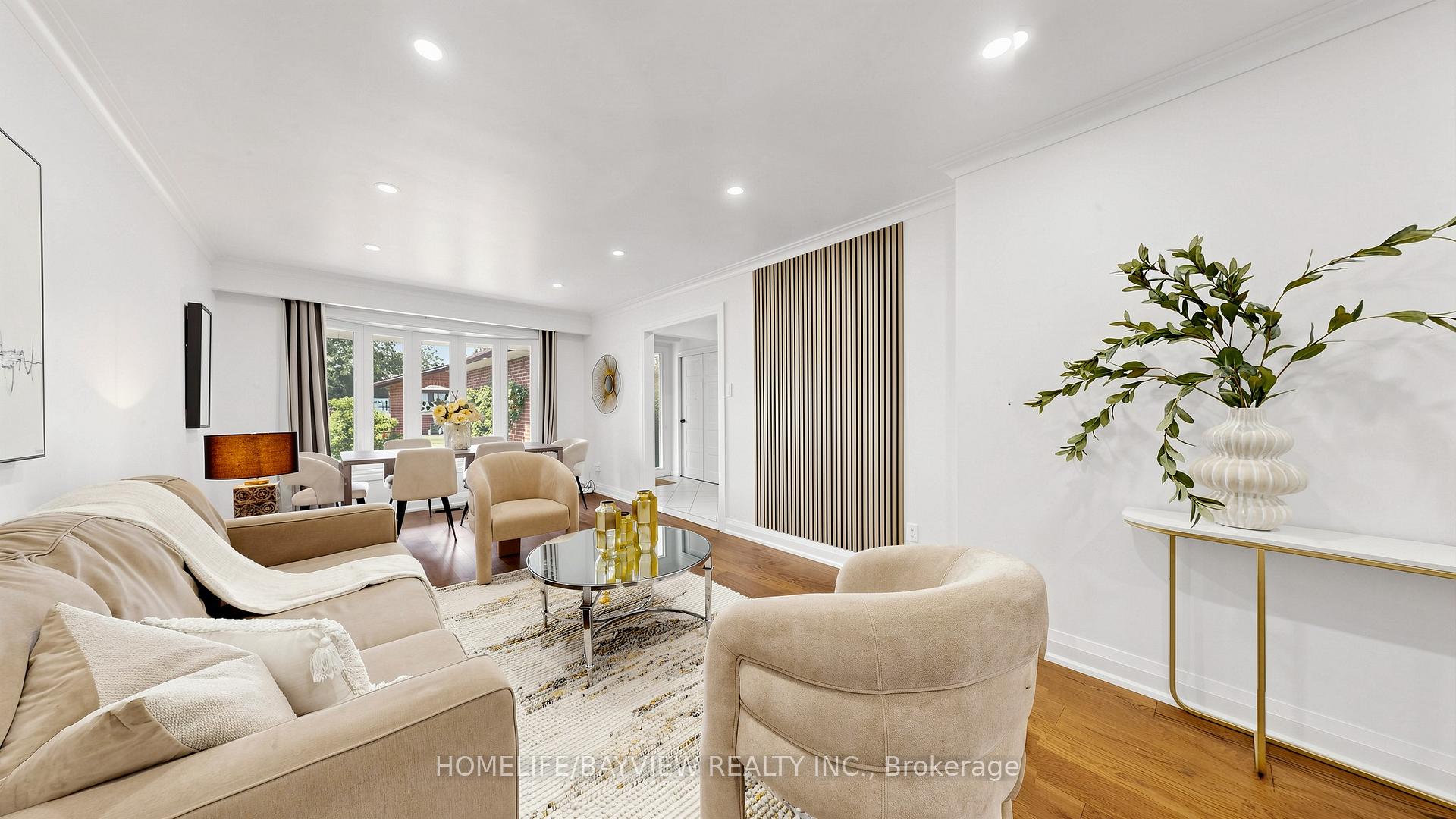 Photo 5 of Unit MAIN & SECOND FLOORS, 27 Bedle Avenue, North York, Hillcrest Village — HOMEH