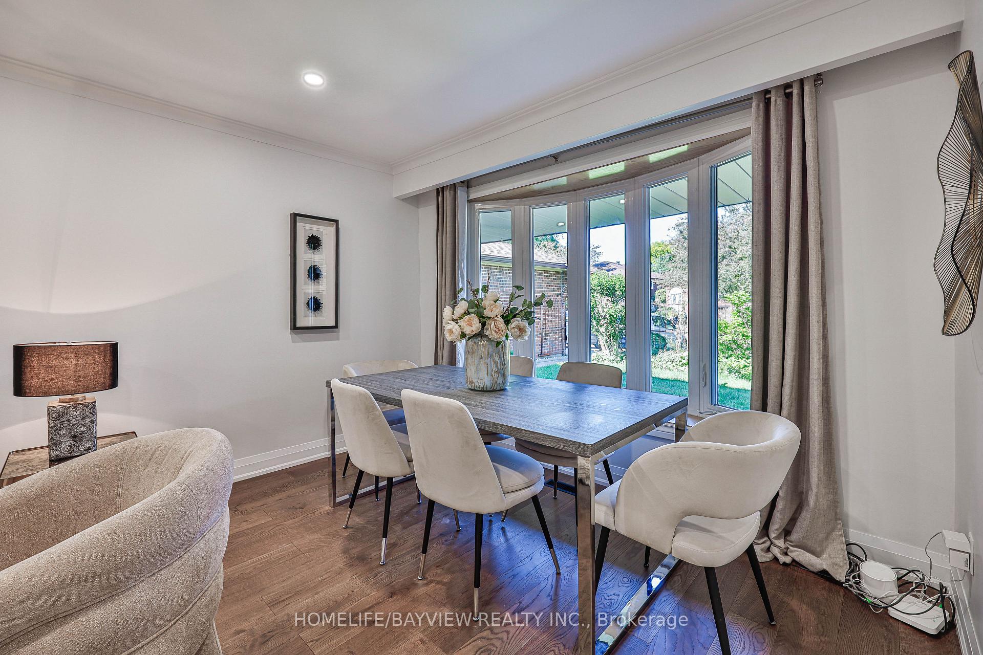 Photo 8 of Unit MAIN & SECOND FLOORS, 27 Bedle Avenue, North York, Hillcrest Village — HOMEH