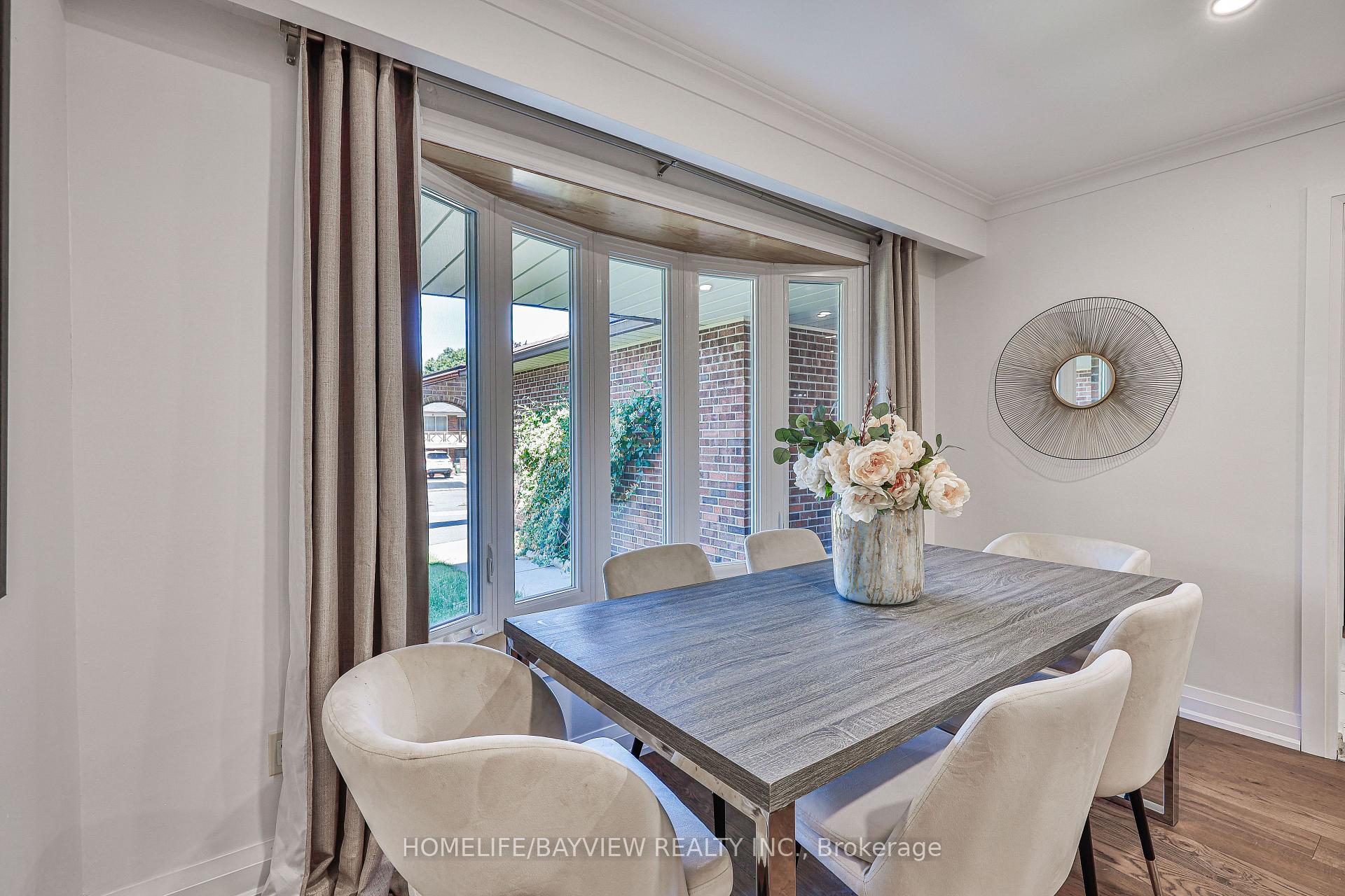 Photo 9 of Unit MAIN & SECOND FLOORS, 27 Bedle Avenue, North York, Hillcrest Village — HOMEH