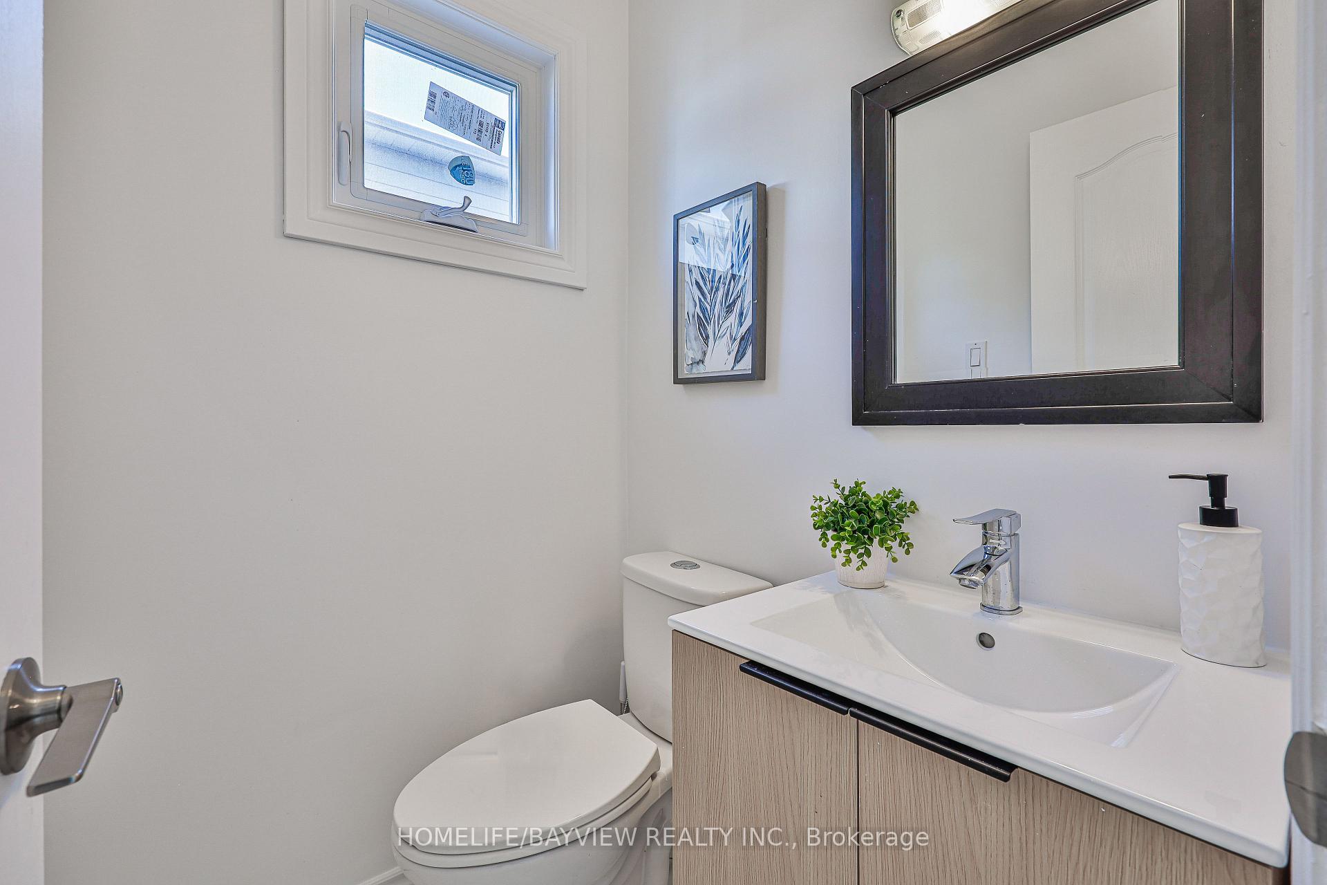 Photo 17 of Unit MAIN & SECOND FLOORS, 27 Bedle Avenue, North York, Hillcrest Village — HOMEH
