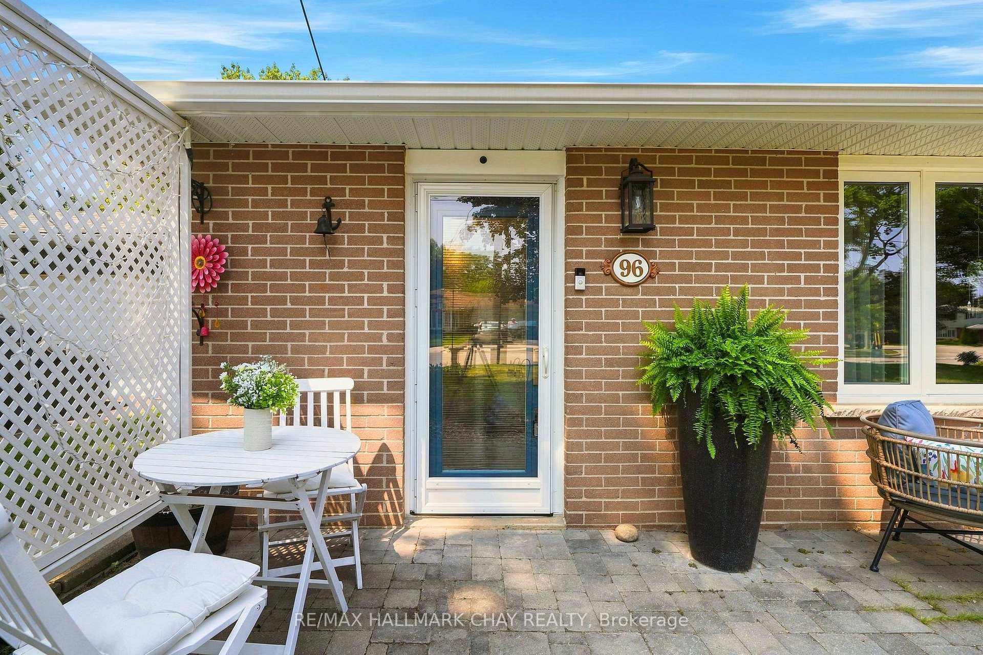 Photo 5 of 96 Maple Avenue W, New Tecumseth, Beeton — HOMEH