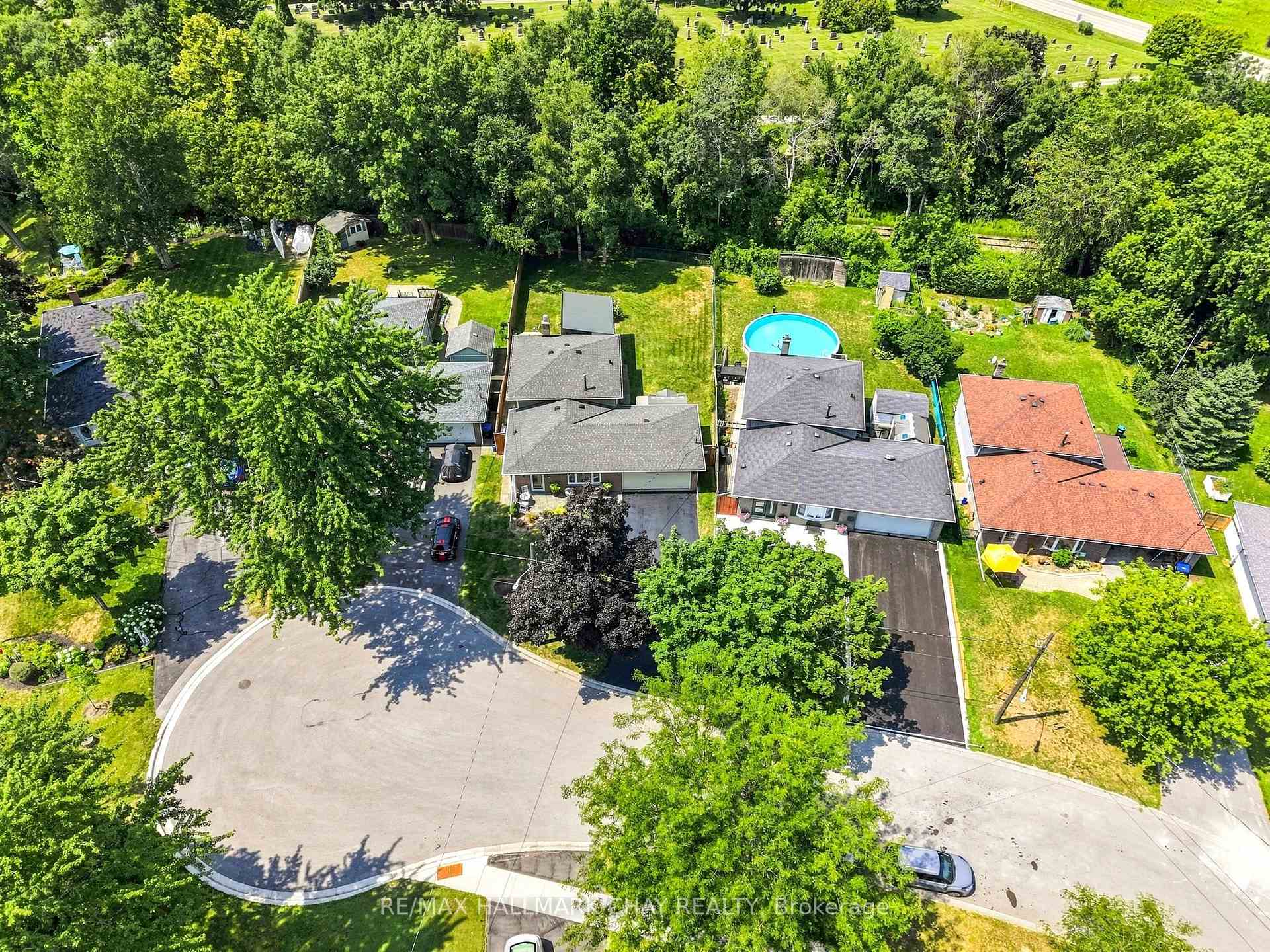 Photo 50 of 96 Maple Avenue W, New Tecumseth, Beeton — HOMEH