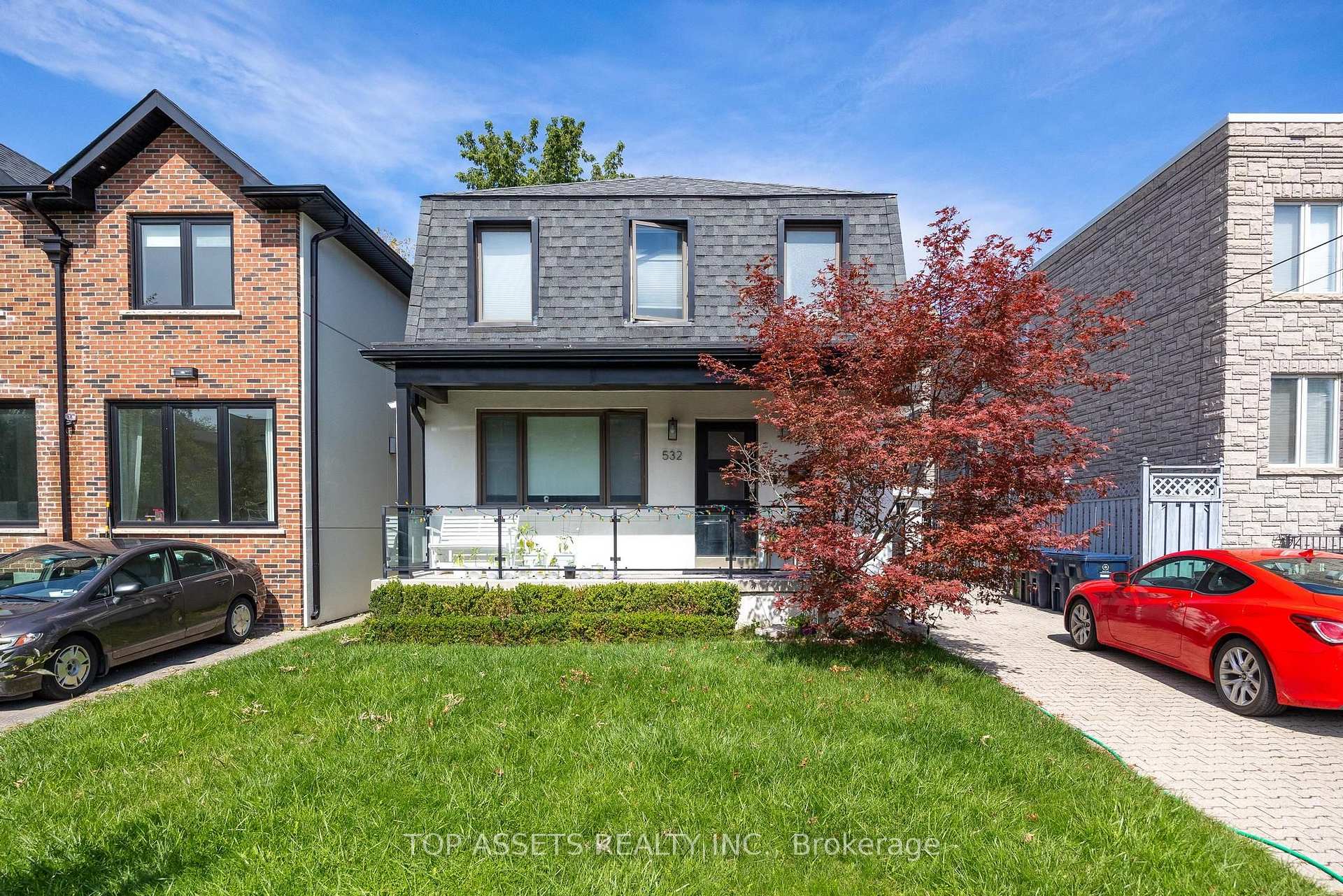 Photo of 532 (BSMT) Glengrove Avenue W