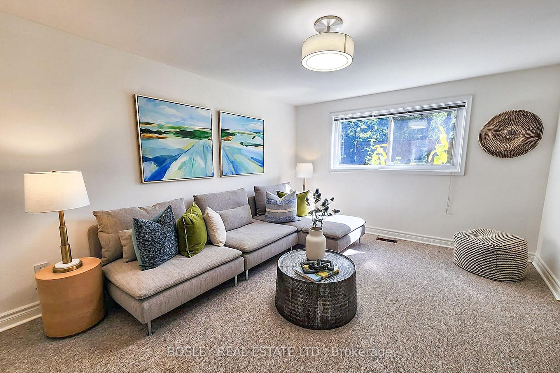 Photo 20 of 33 Roanoke Road, North York, Parkwoods-Donalda — HOMEH