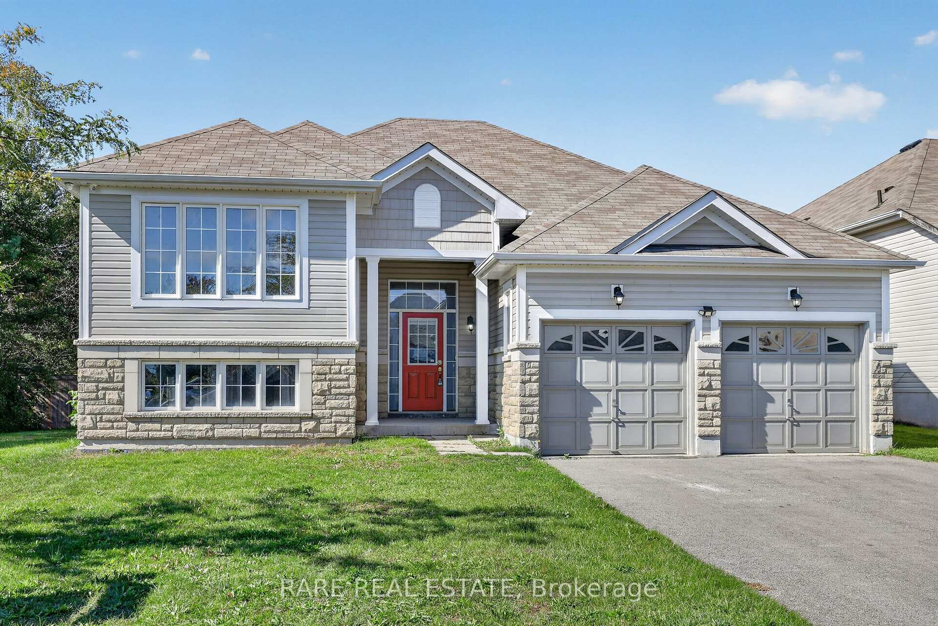 Photo 3 of 198 Red Oak Trail, Clearview, Stayner — HOMEH