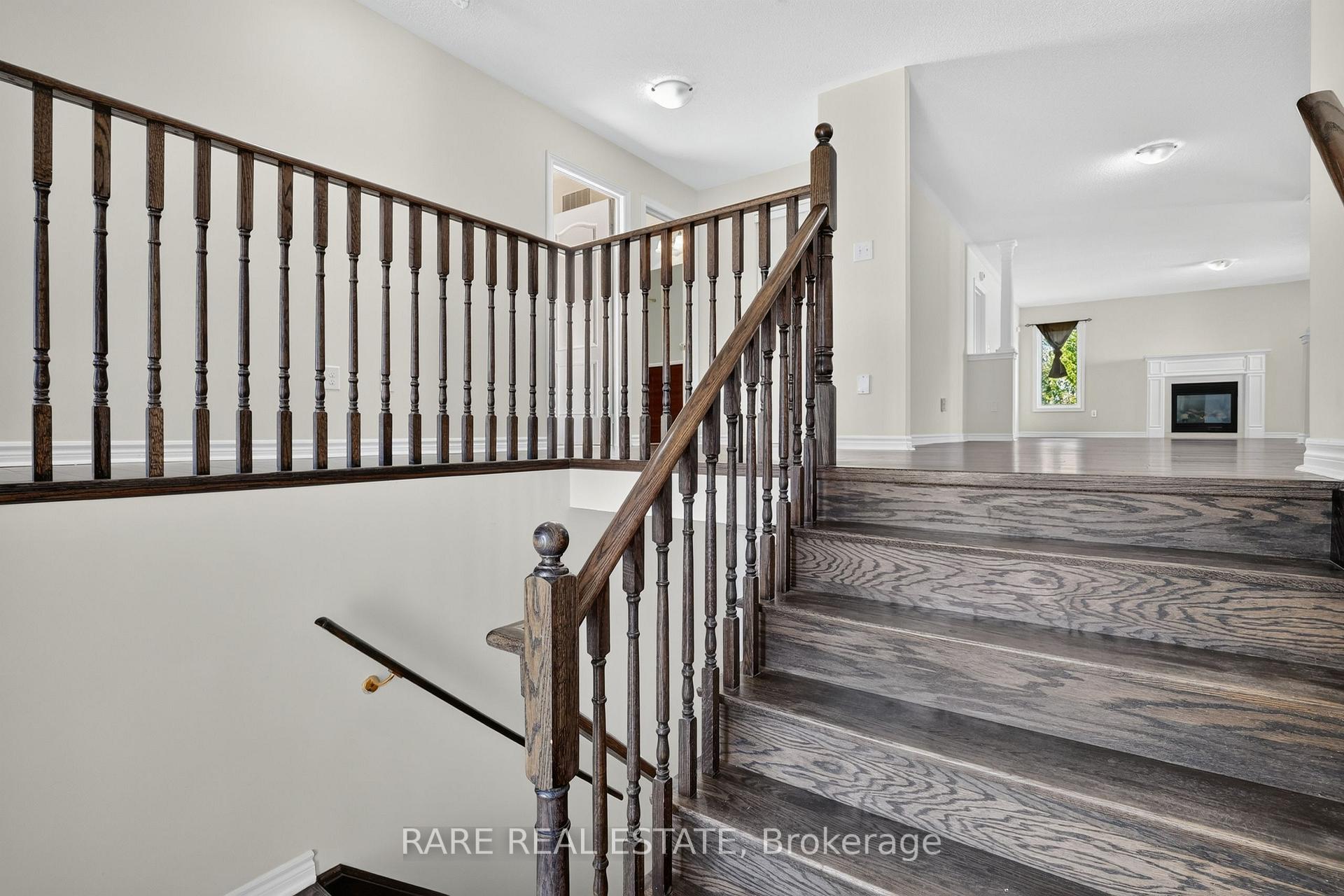 Photo 7 of 198 Red Oak Trail, Clearview, Stayner — HOMEH