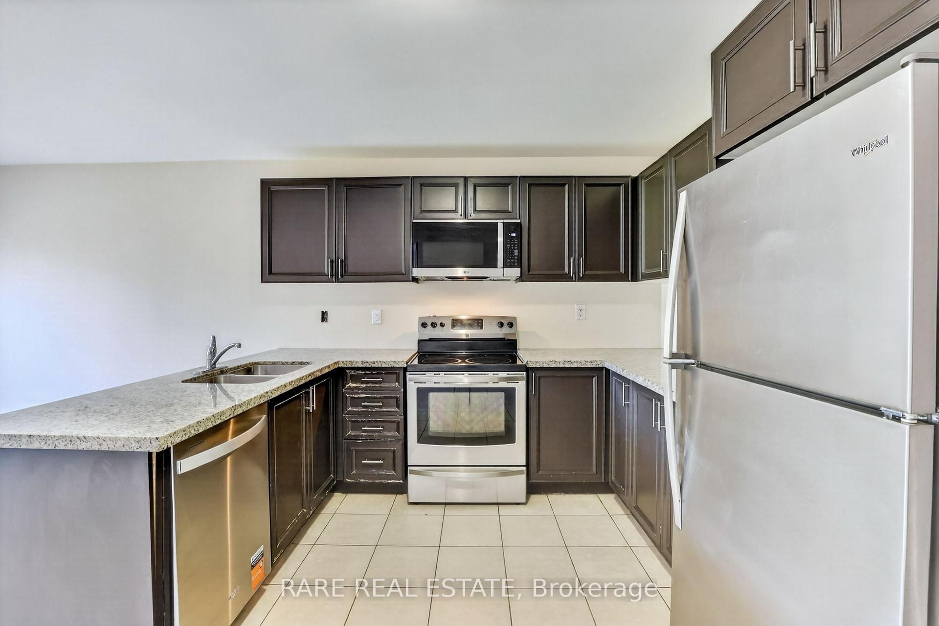 Photo 13 of 198 Red Oak Trail, Clearview, Stayner — HOMEH
