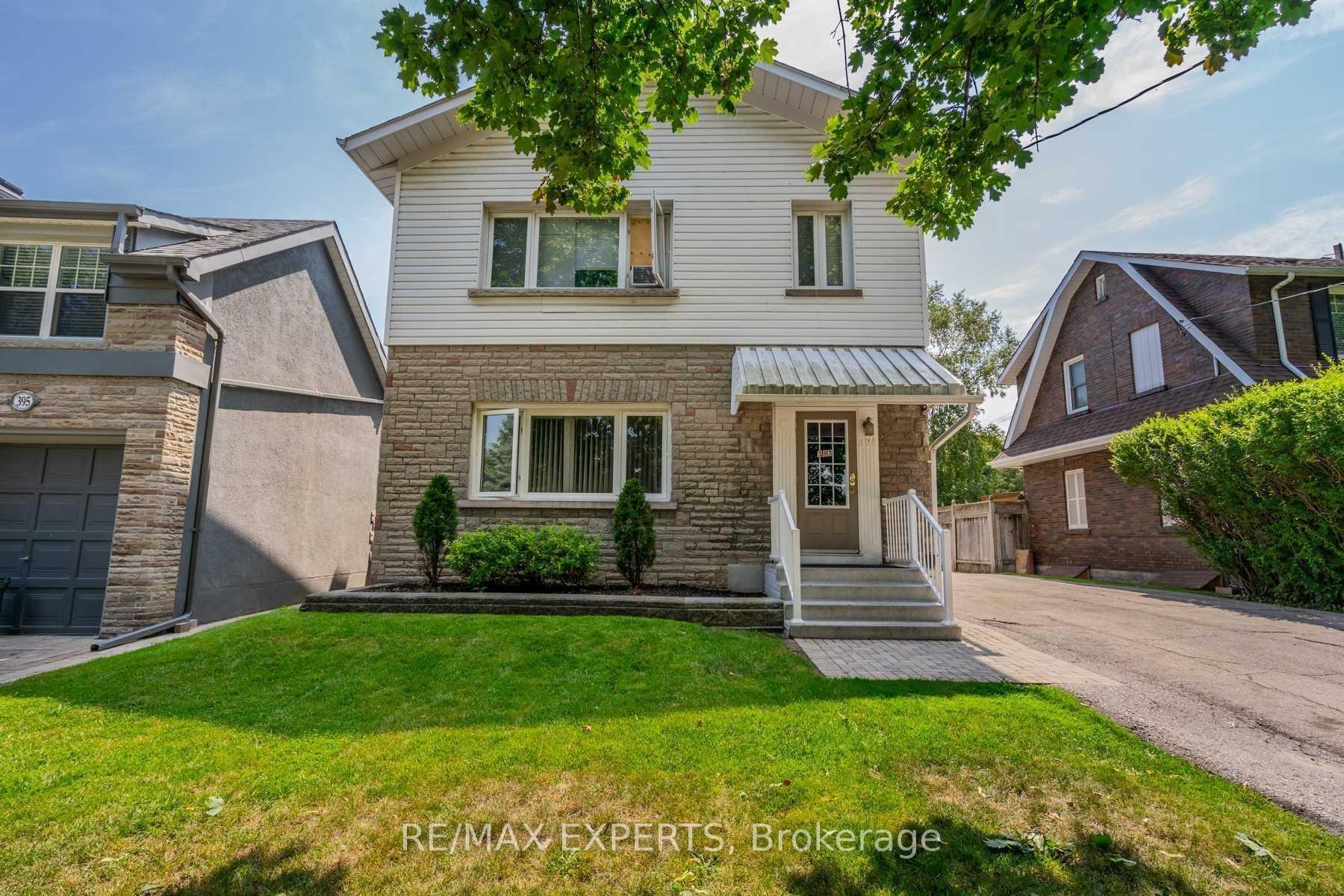 Photo of 393 King Street E