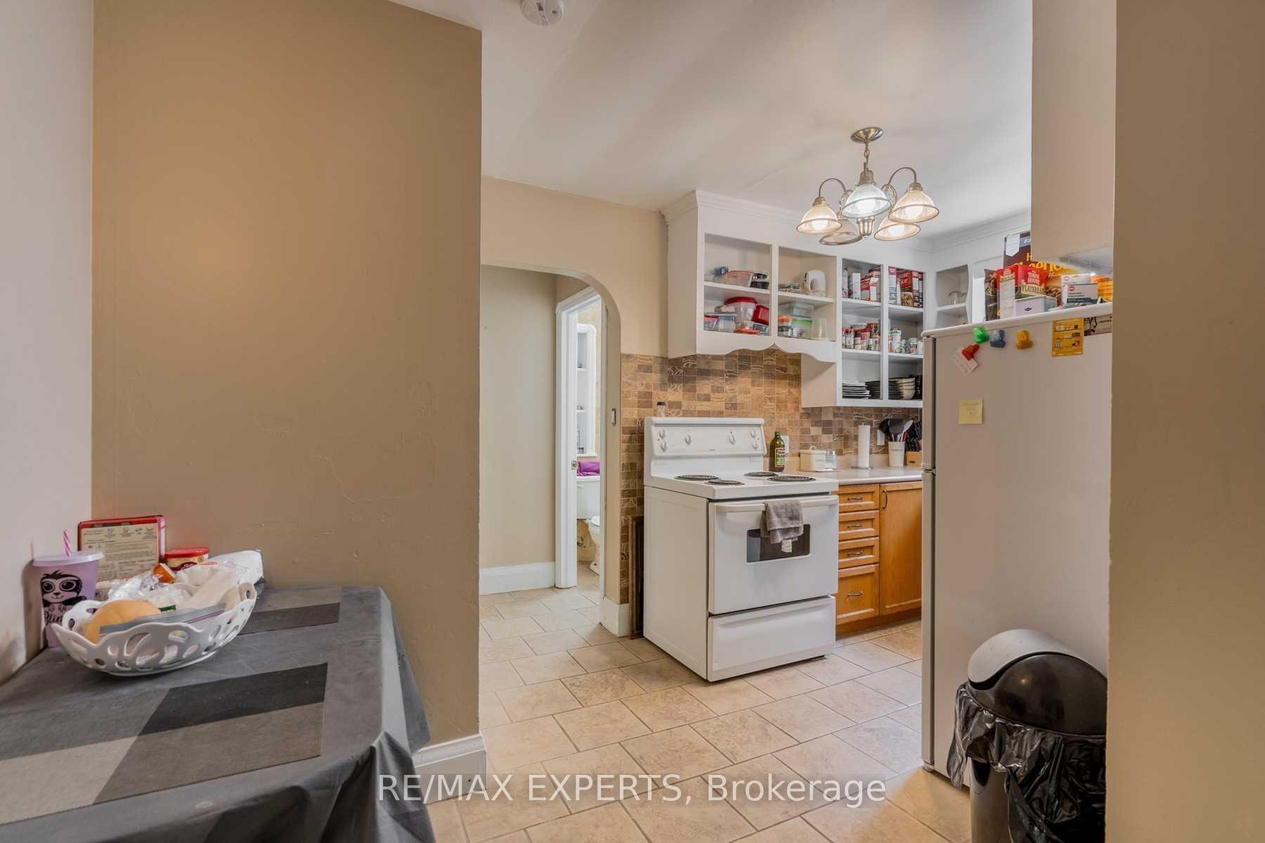 Photo 8 of 393 King Street E, Oshawa, Central — HOMEH