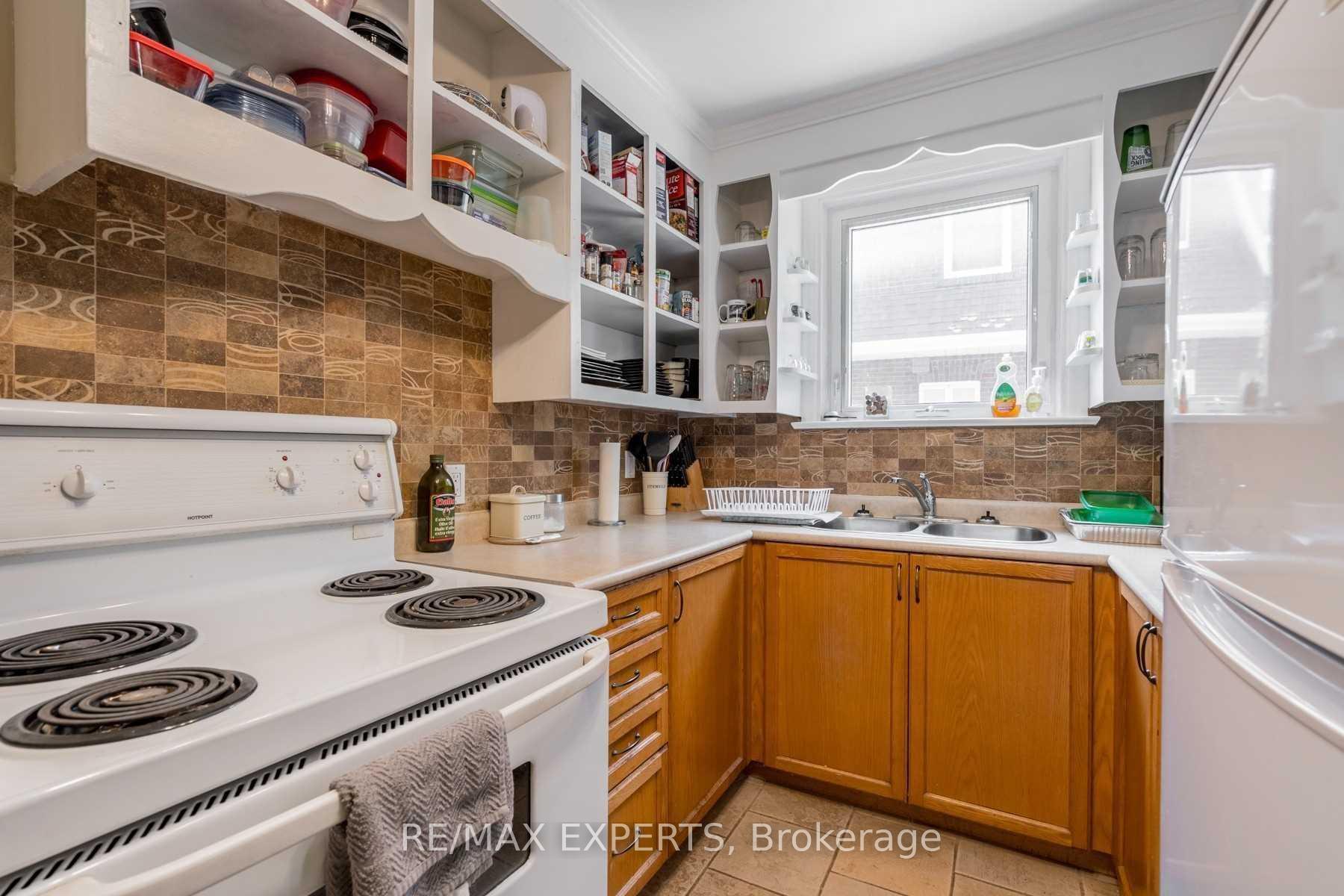 Photo 9 of 393 King Street E, Oshawa, Central — HOMEH