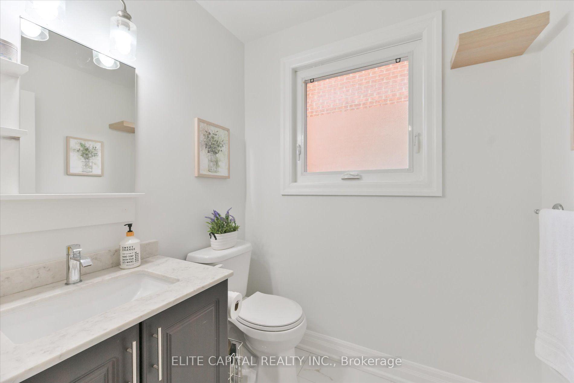 Photo 23 of 20 Raymore Drive, Etobicoke, Humber Heights — HOMEH