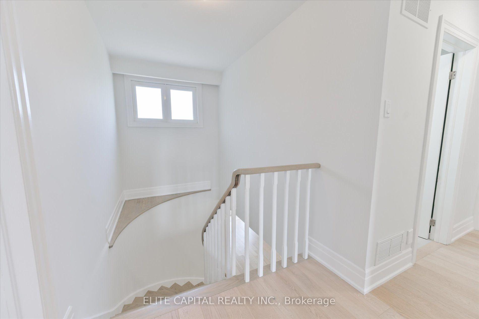 Photo 26 of 20 Raymore Drive, Etobicoke, Humber Heights — HOMEH
