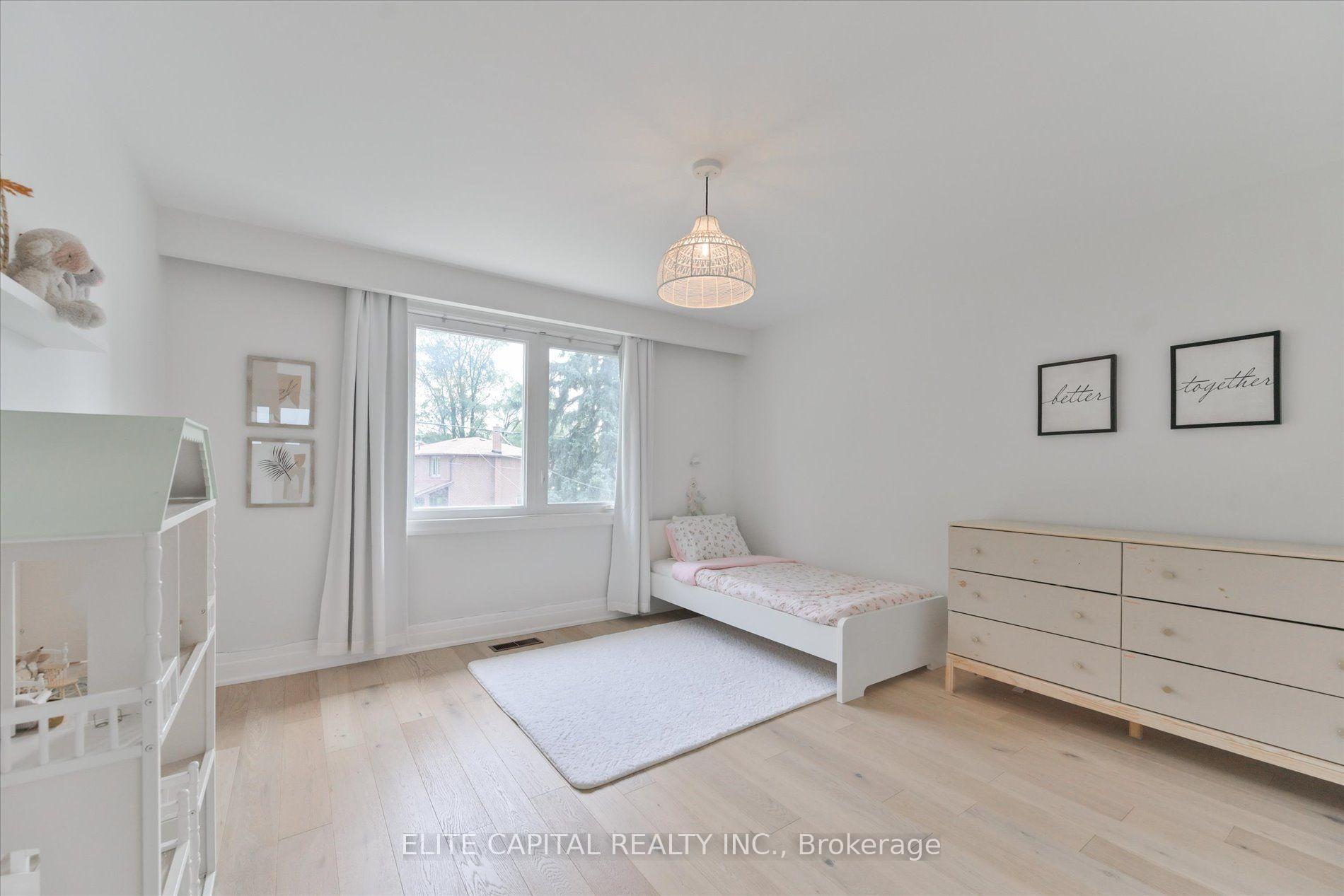 Photo 31 of 20 Raymore Drive, Etobicoke, Humber Heights — HOMEH