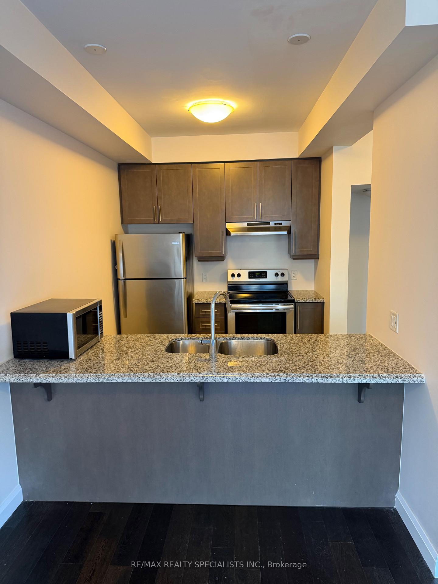 Photo 6 of Unit 53, 1169 Garner Road E, Hamilton, Ancaster — HOMEH