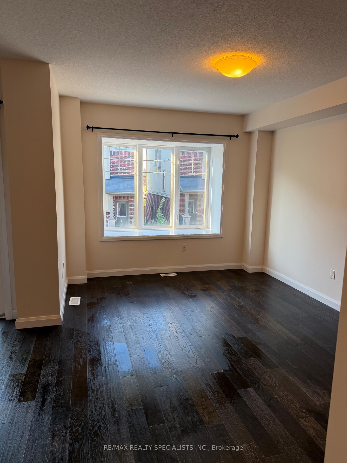 Photo 8 of Unit 53, 1169 Garner Road E, Hamilton, Ancaster — HOMEH