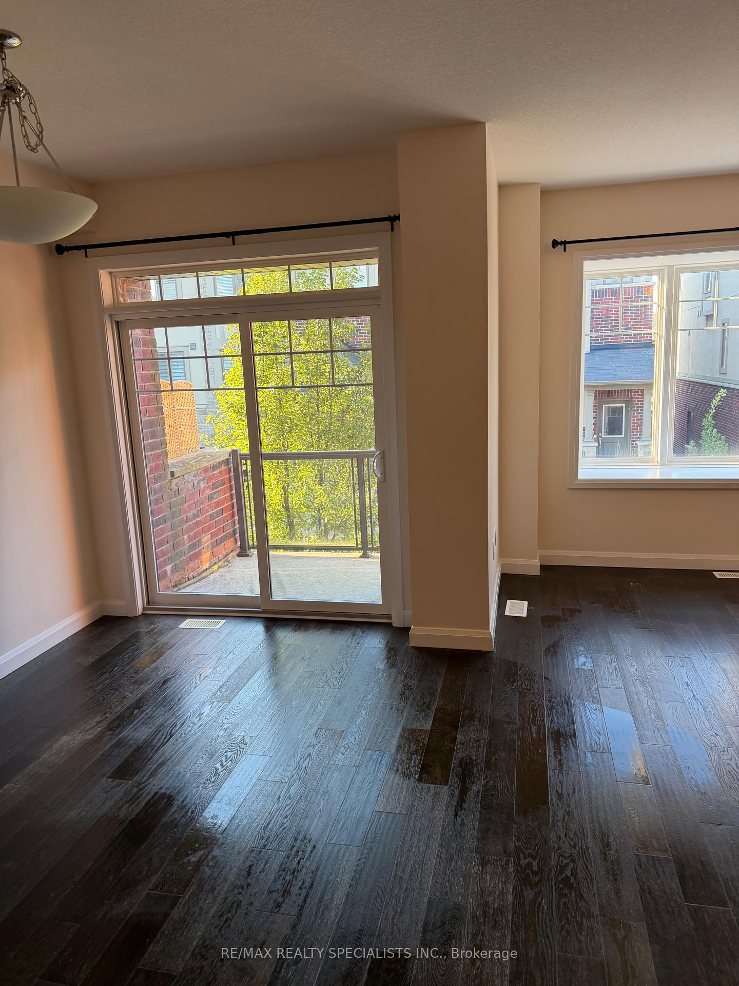 Photo 12 of Unit 53, 1169 Garner Road E, Hamilton, Ancaster — HOMEH