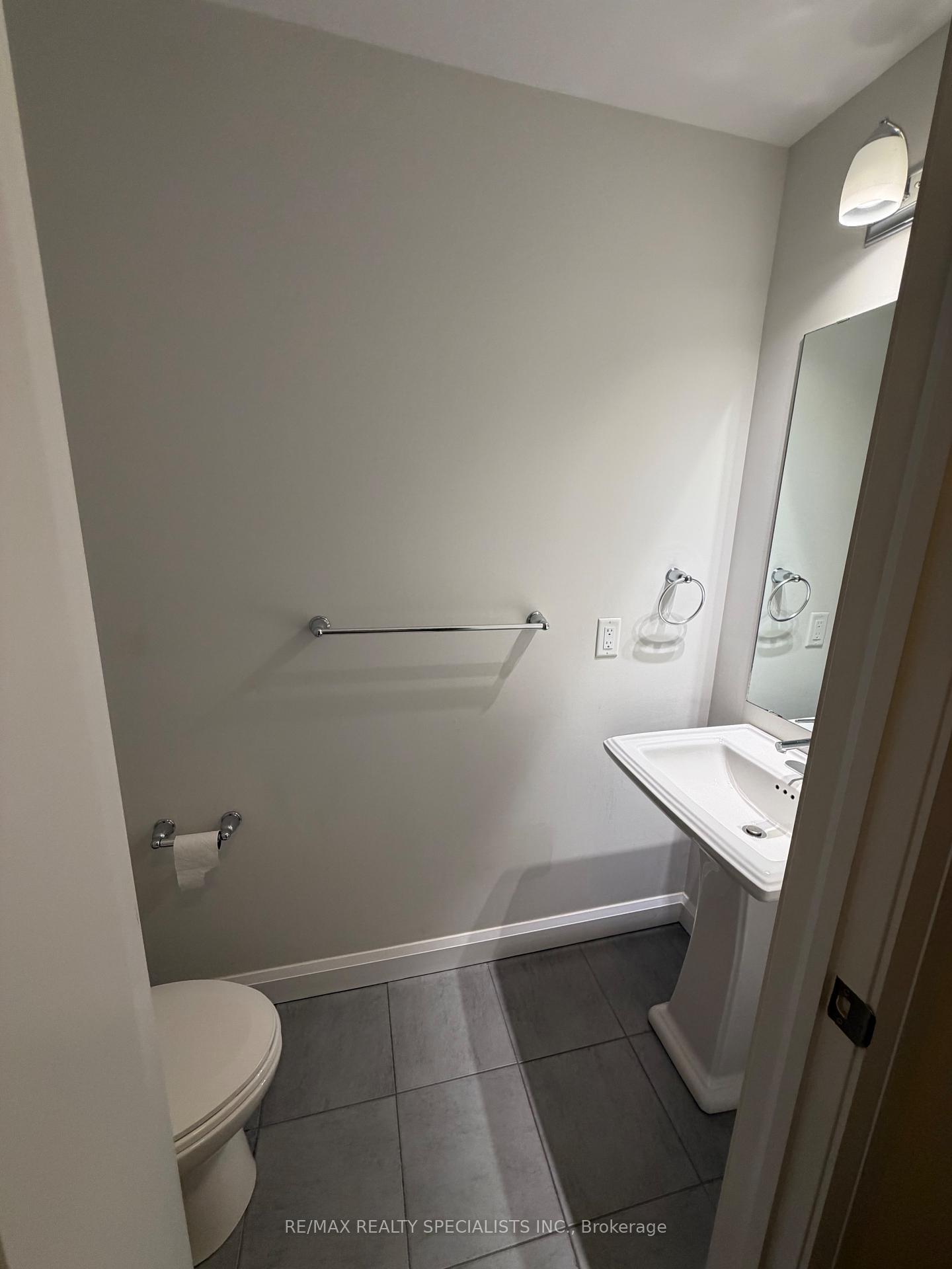 Photo 17 of Unit 53, 1169 Garner Road E, Hamilton, Ancaster — HOMEH
