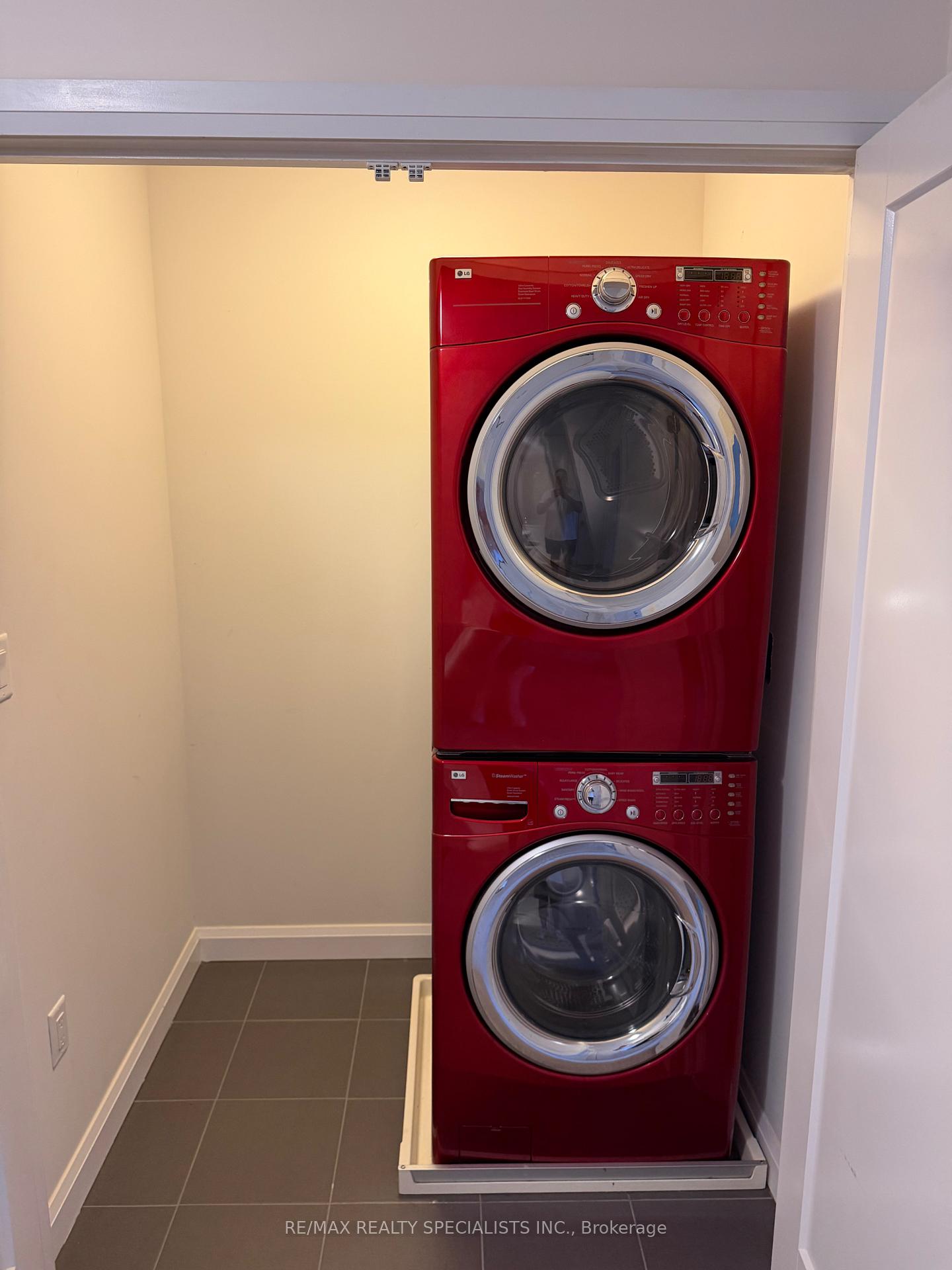 Photo 21 of Unit 53, 1169 Garner Road E, Hamilton, Ancaster — HOMEH