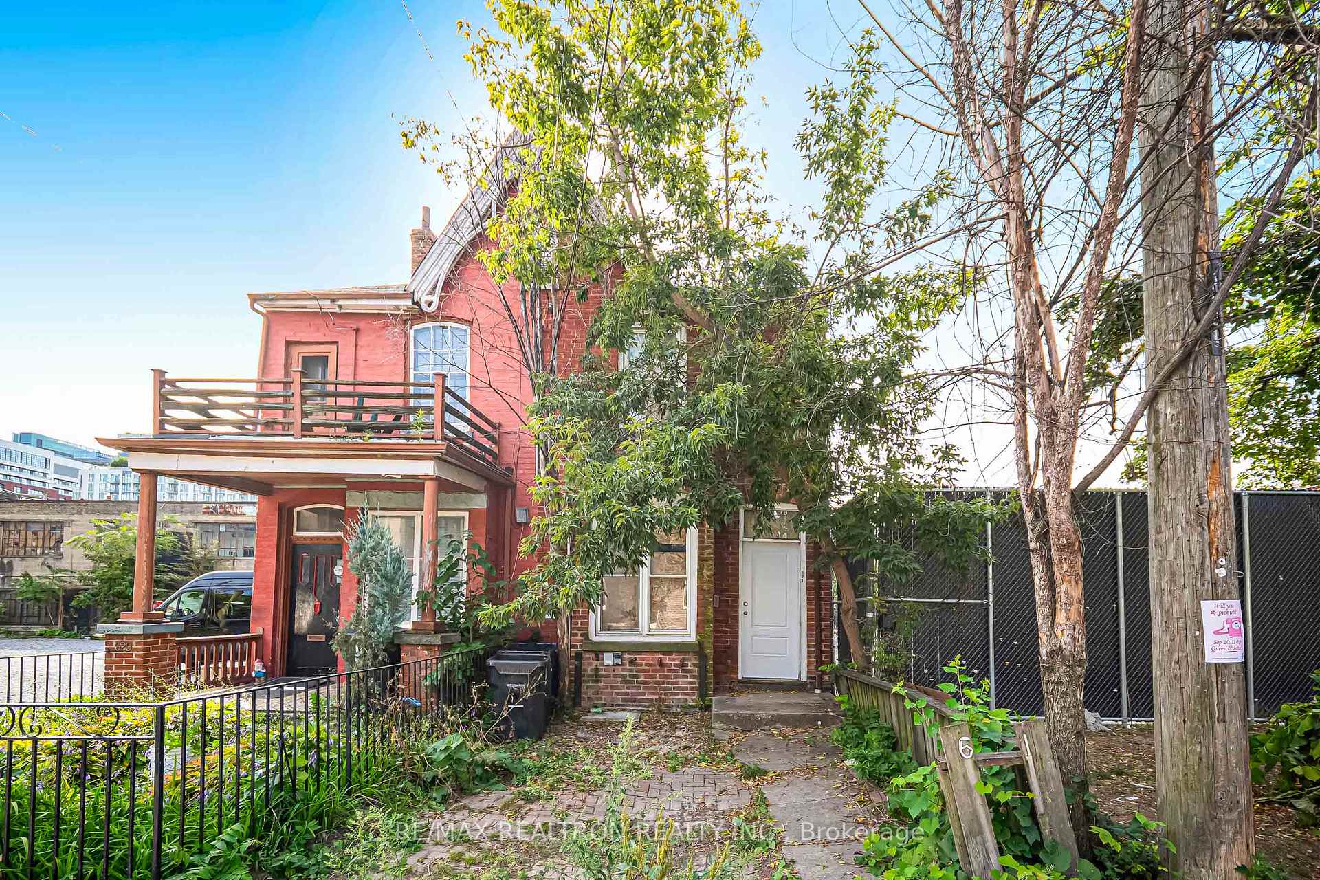 Photo 15 of 631 Richmond Street W, Toronto, Niagara — HOMEH