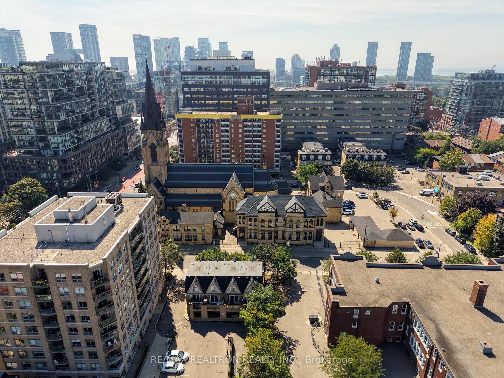 Photo 77 of 631 Richmond Street W, Toronto, Niagara — HOMEH