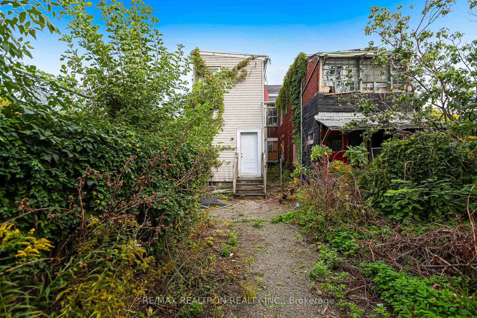 Photo 95 of 631 Richmond Street W, Toronto, Niagara — HOMEH