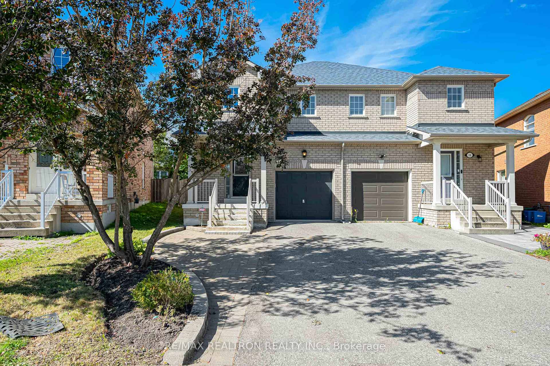 Photo 1 of 14 Cobblehill Court, Markham, Berczy — HOMEH