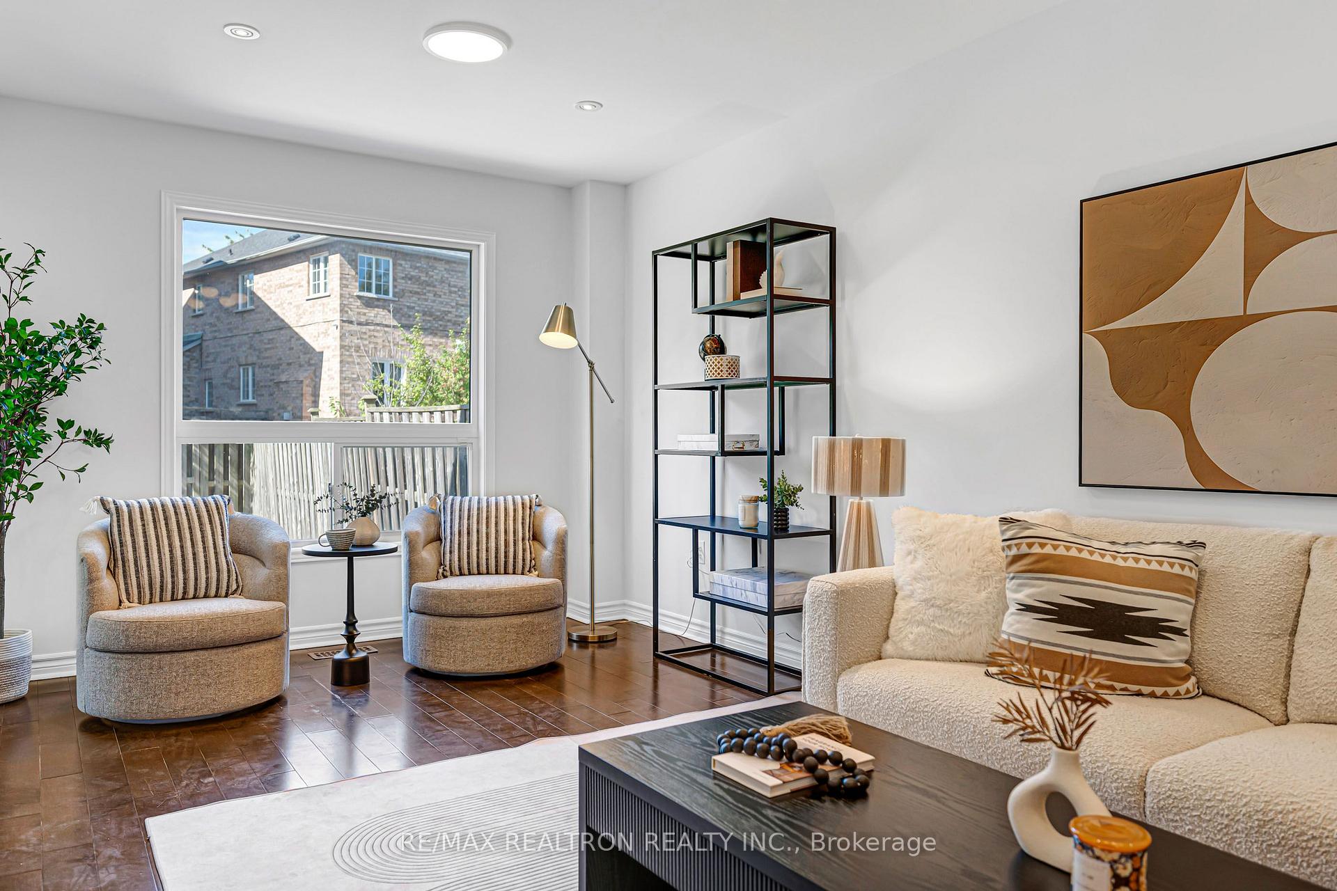 Photo 13 of 14 Cobblehill Court, Markham, Berczy — HOMEH