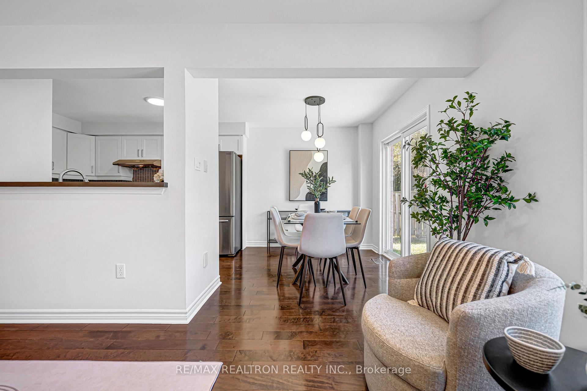 Photo 14 of 14 Cobblehill Court, Markham, Berczy — HOMEH