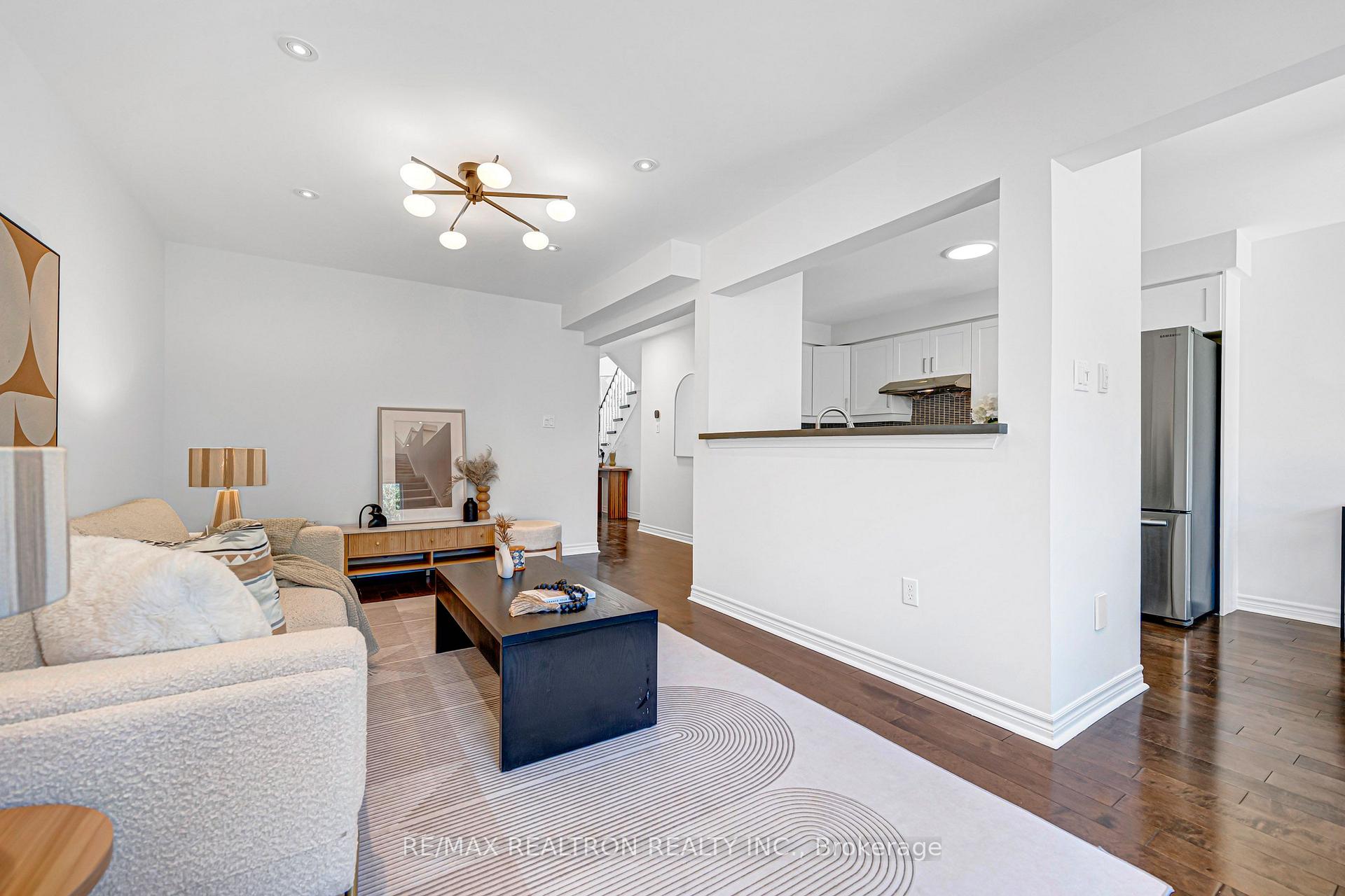 Photo 16 of 14 Cobblehill Court, Markham, Berczy — HOMEH