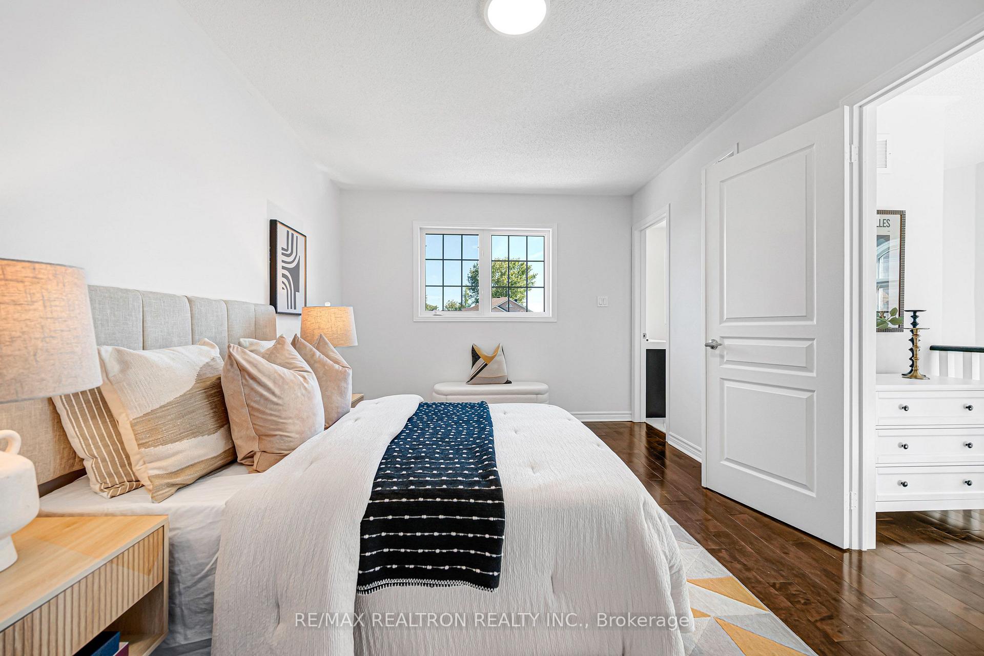 Photo 31 of 14 Cobblehill Court, Markham, Berczy — HOMEH