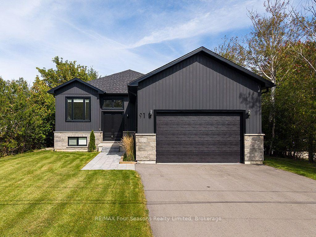 Photo 1 of 91 Summer View Avenue, Collingwood — HOMEH