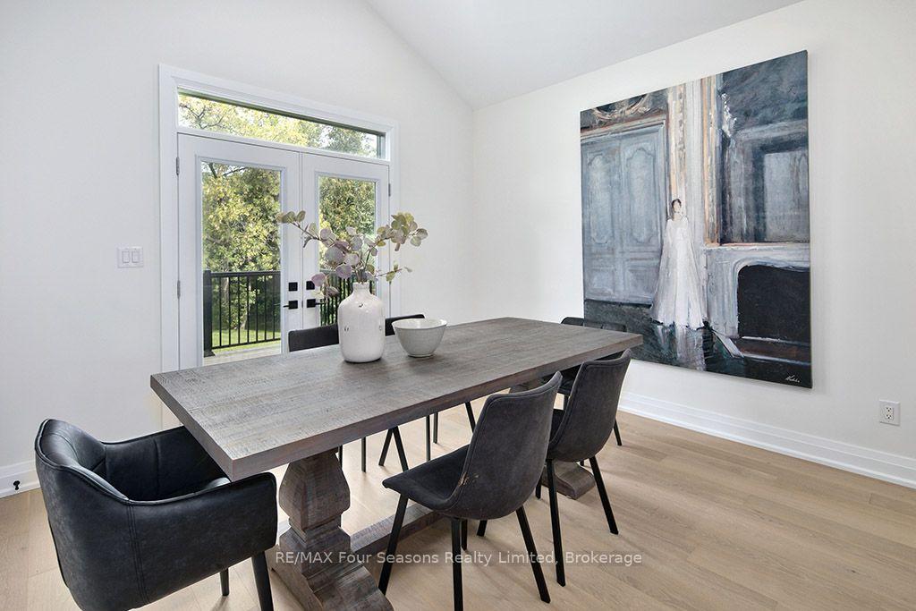 Photo 14 of 91 Summer View Avenue, Collingwood — HOMEH