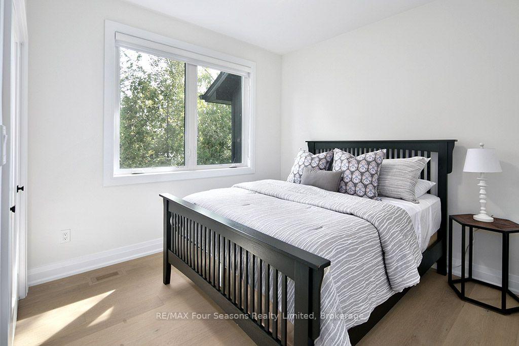 Photo 25 of 91 Summer View Avenue, Collingwood — HOMEH