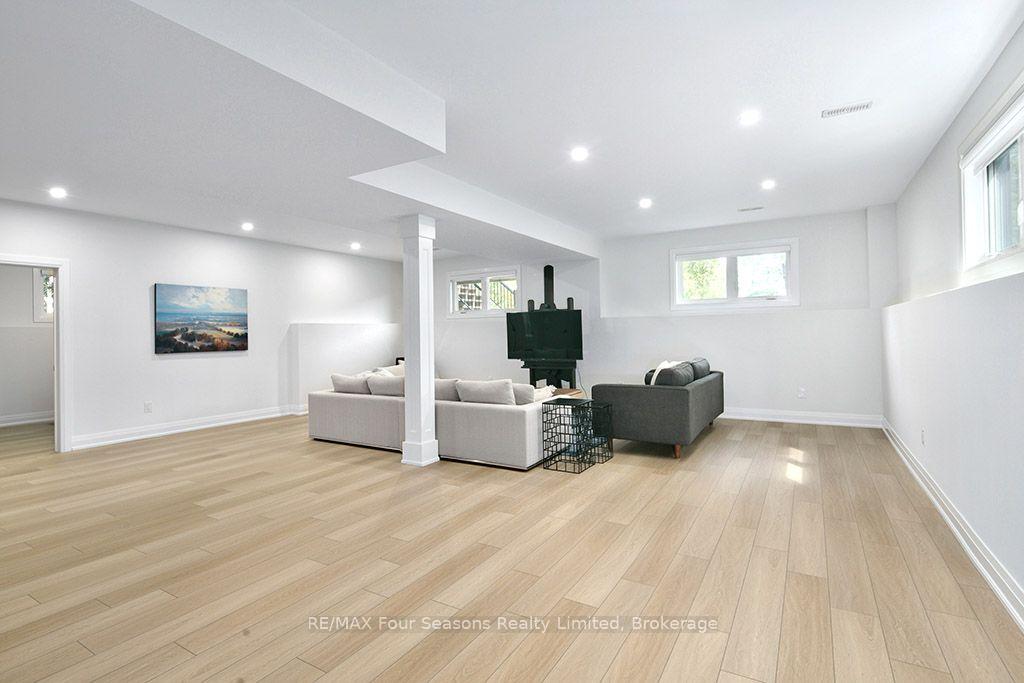 Photo 31 of 91 Summer View Avenue, Collingwood — HOMEH