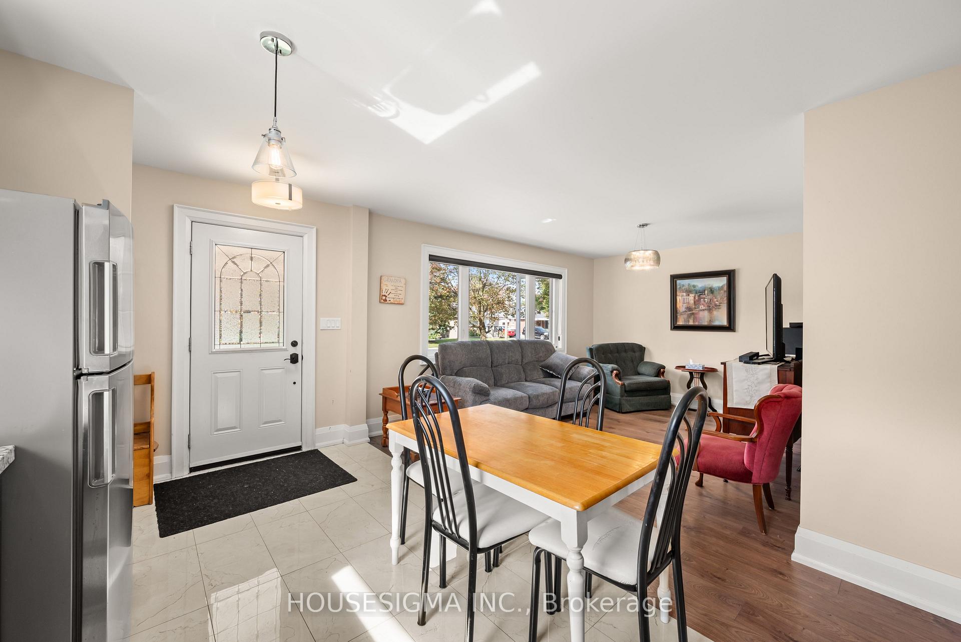 Photo 10 of 309 Baldwin Street, Oshawa, Donevan — HOMEH