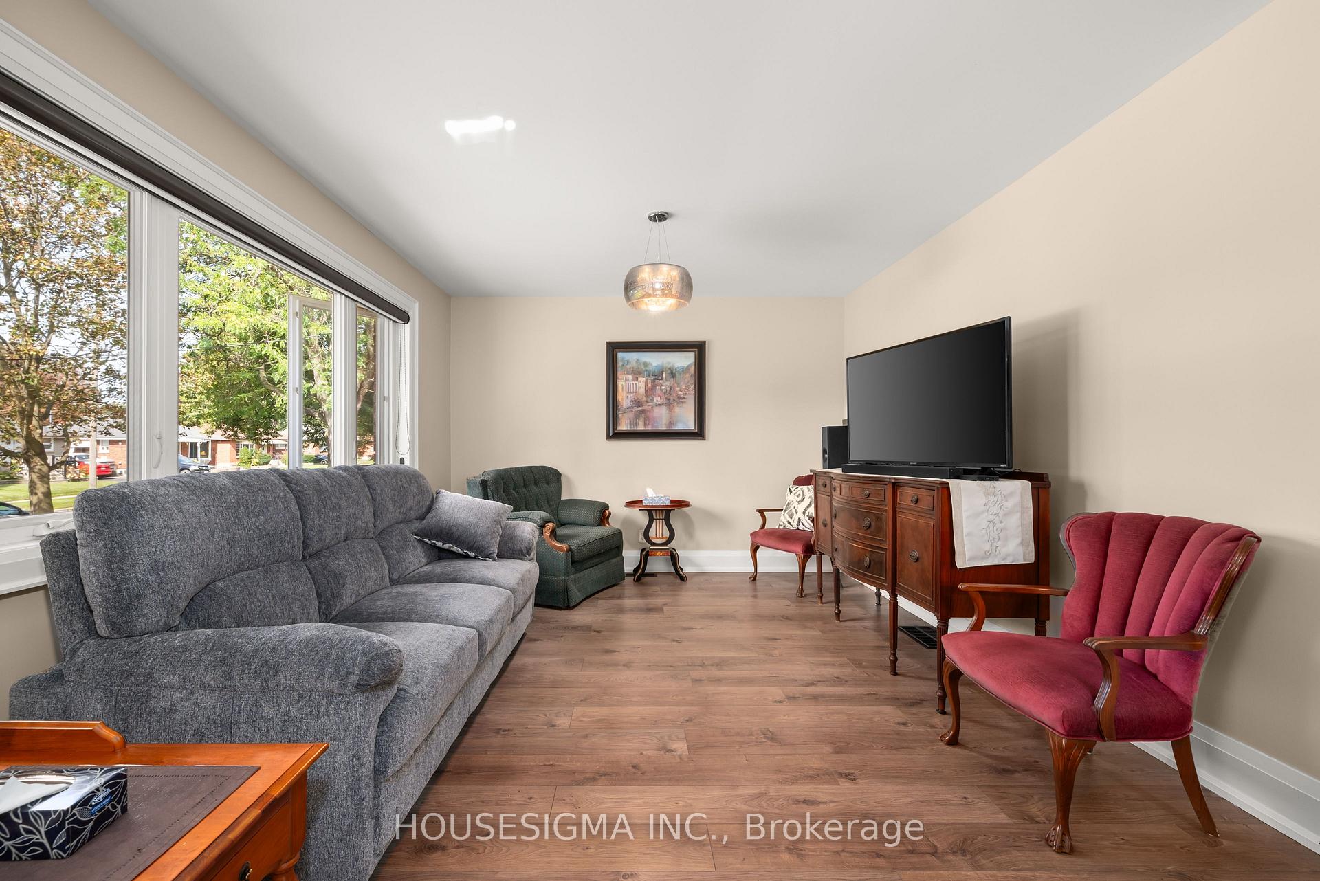 Photo 12 of 309 Baldwin Street, Oshawa, Donevan — HOMEH