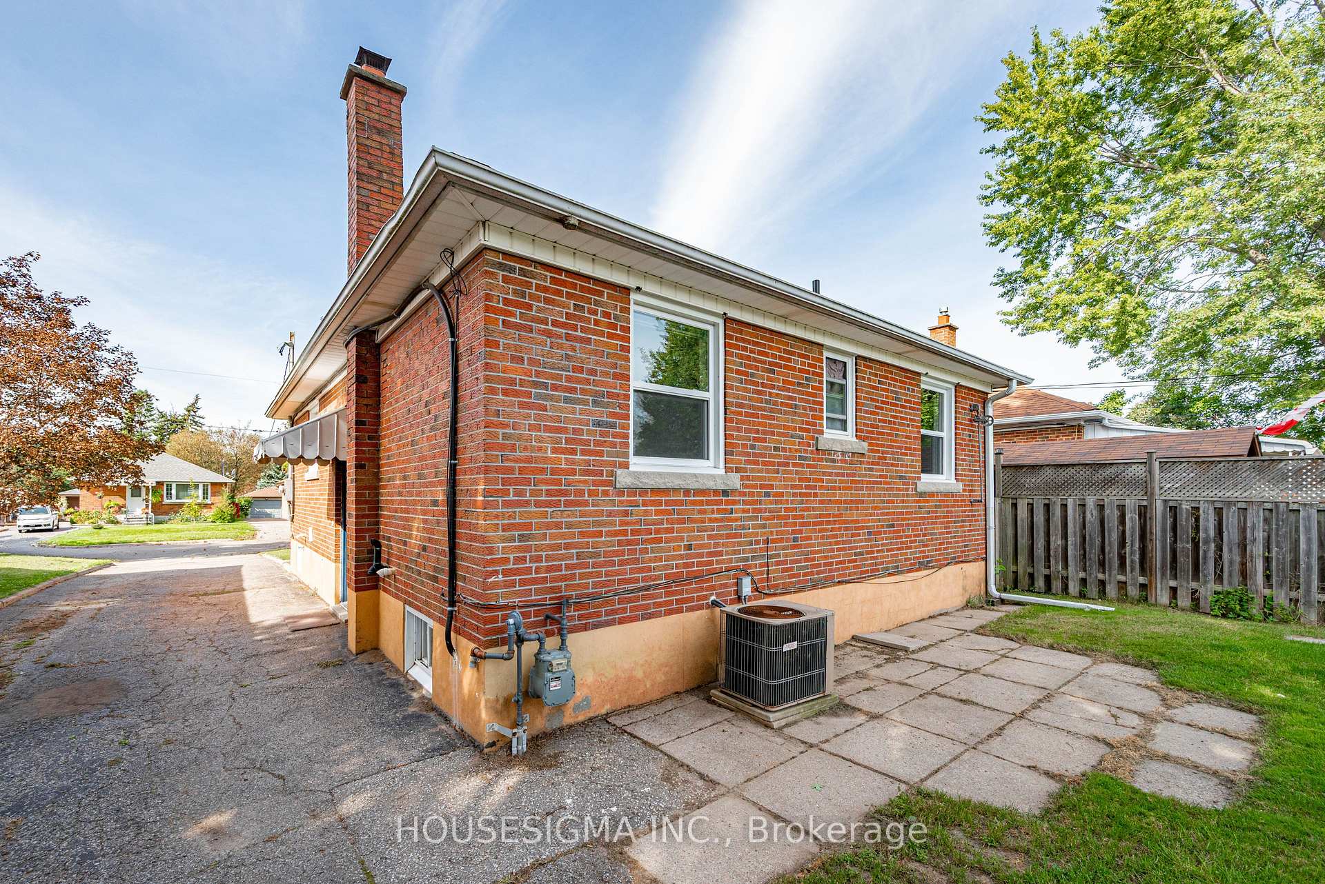Photo 36 of 309 Baldwin Street, Oshawa, Donevan — HOMEH