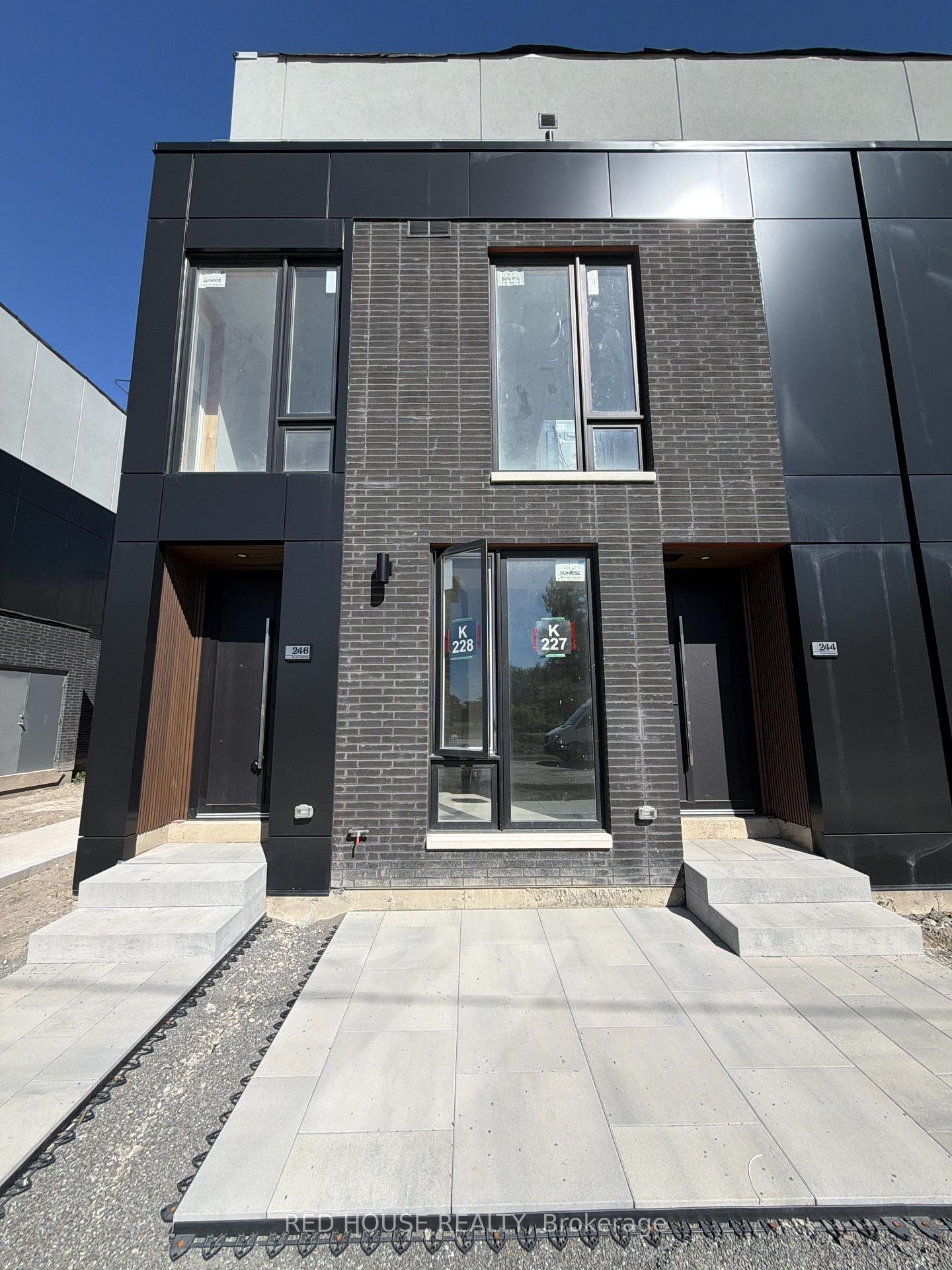 Front of 246 Ellis Avenue