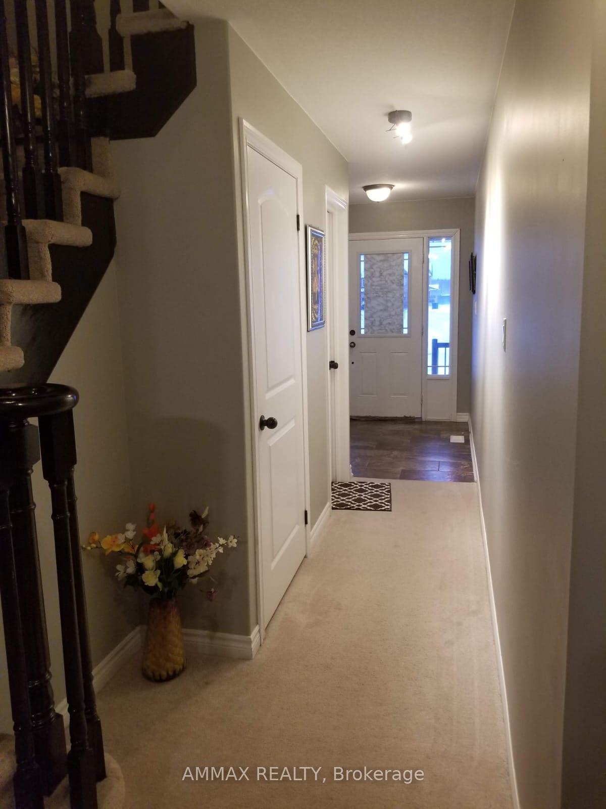 Photo 5 of 51 Wyndham Circle, Georgina, Sutton & Jackson's Point — HOMEH