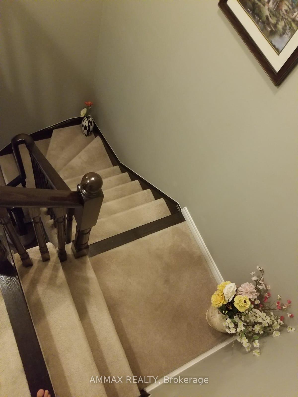 Photo 15 of 51 Wyndham Circle, Georgina, Sutton & Jackson's Point — HOMEH