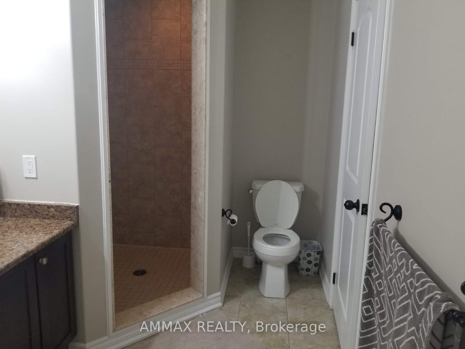 Photo 20 of 51 Wyndham Circle, Georgina, Sutton & Jackson's Point — HOMEH
