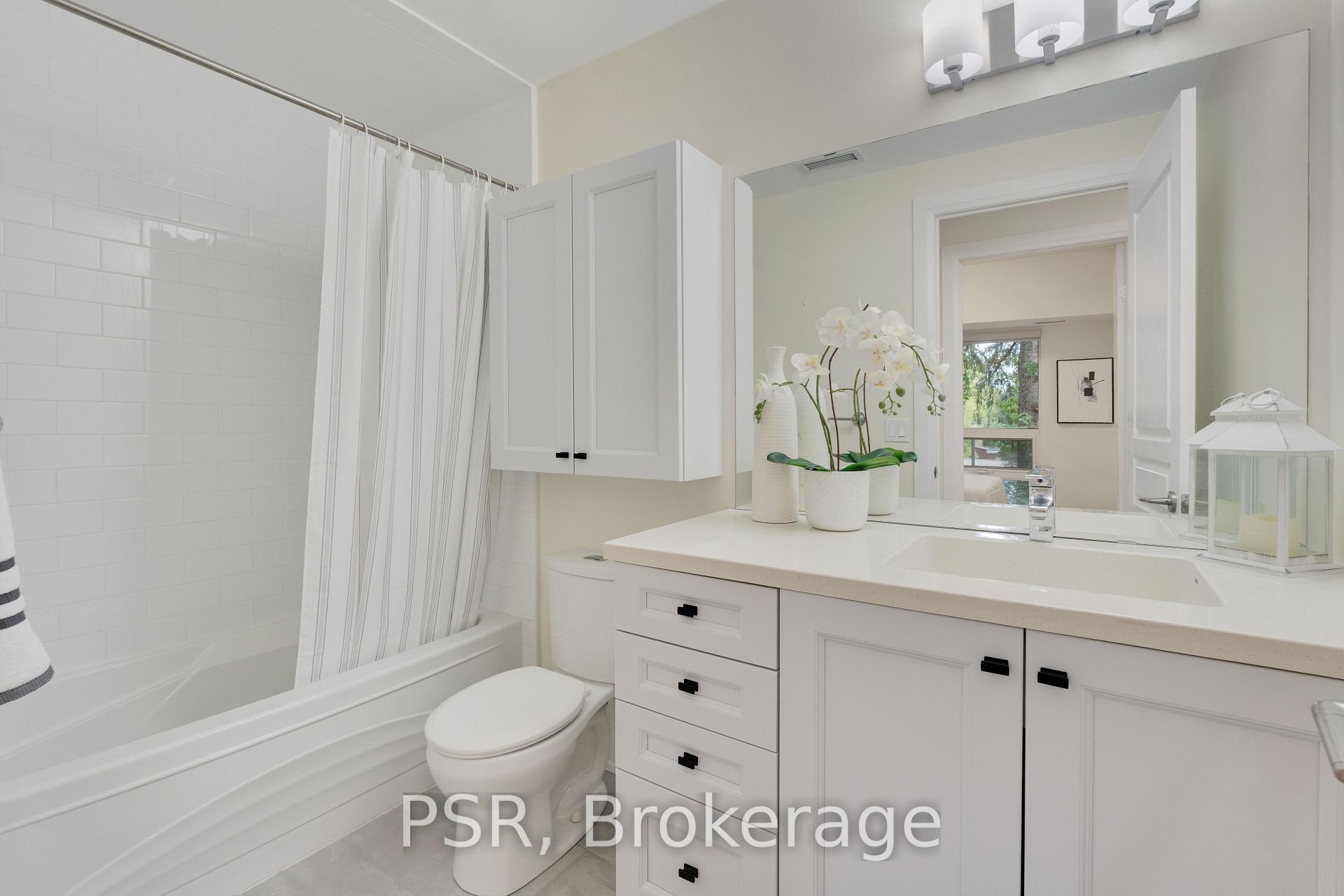 Photo 19 of Unit 202, 8302 Islington Avenue, Vaughan, Islington Woods — HOMEH