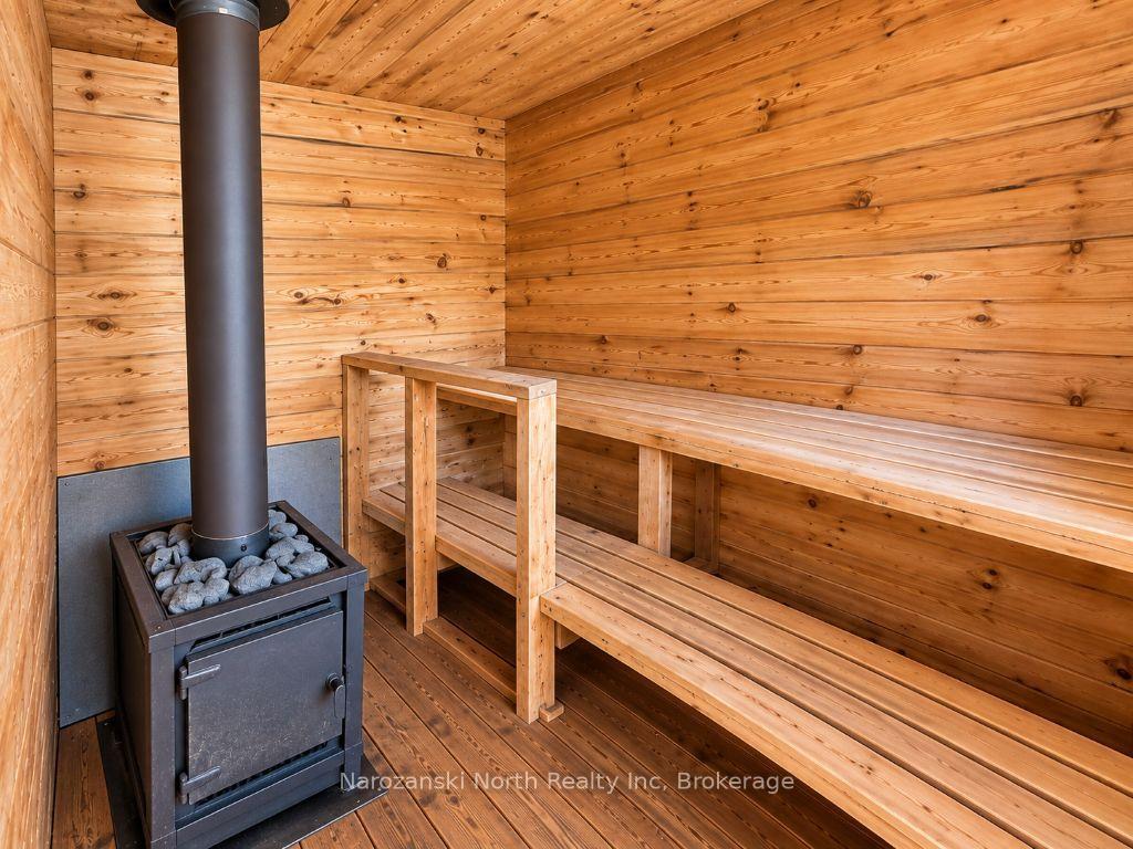 Photo 23 of 701 Dry Pine Bay Road, French River — HOMEH