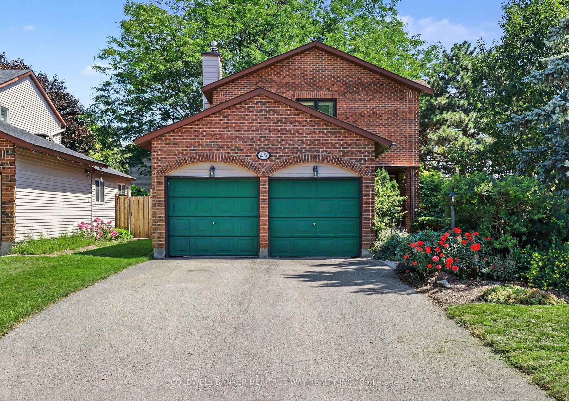 Photo 5 of 45 Shadetree Crescent, Ottawa, Borden Farm/Stewart Farm/Carleton Heights/Parkwood Hills — HOMEH