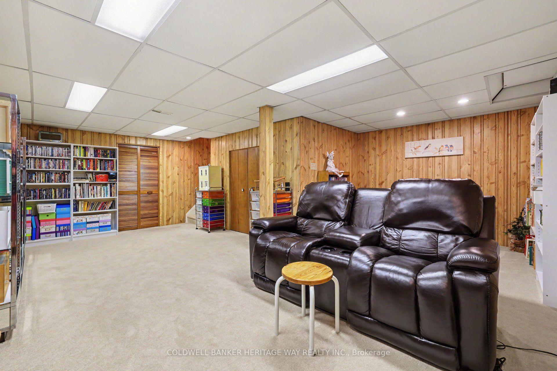 Photo 28 of 45 Shadetree Crescent, Ottawa, Borden Farm/Stewart Farm/Carleton Heights/Parkwood Hills — HOMEH